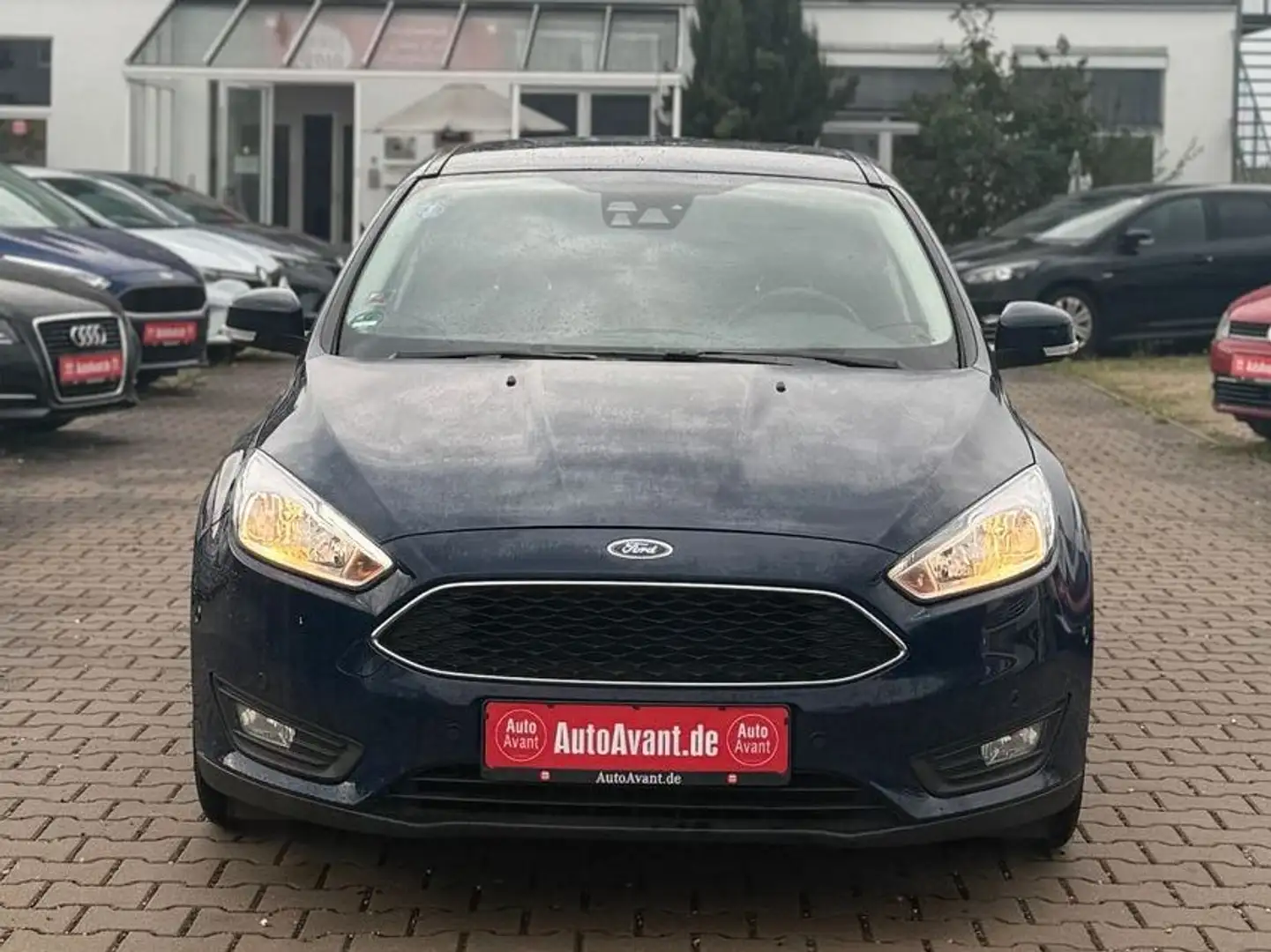 Ford Focus Lim. 1.0 EcoBoost Trend*PDC*MFL*KLIMA*BT* Blau - 2