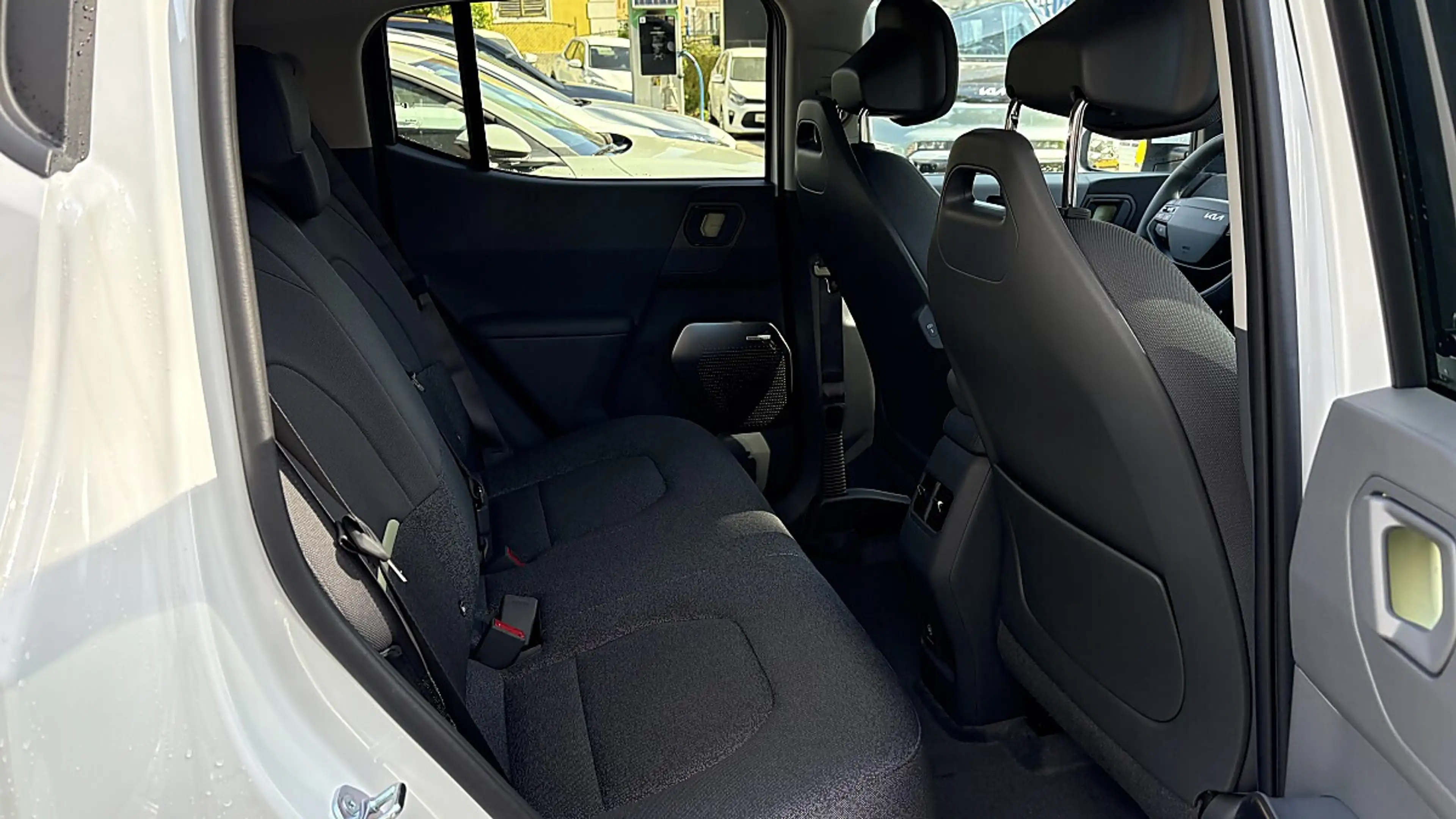 Kia EV2 5S FWD 42,2kWh Earth +P1 +P2 — photo 7