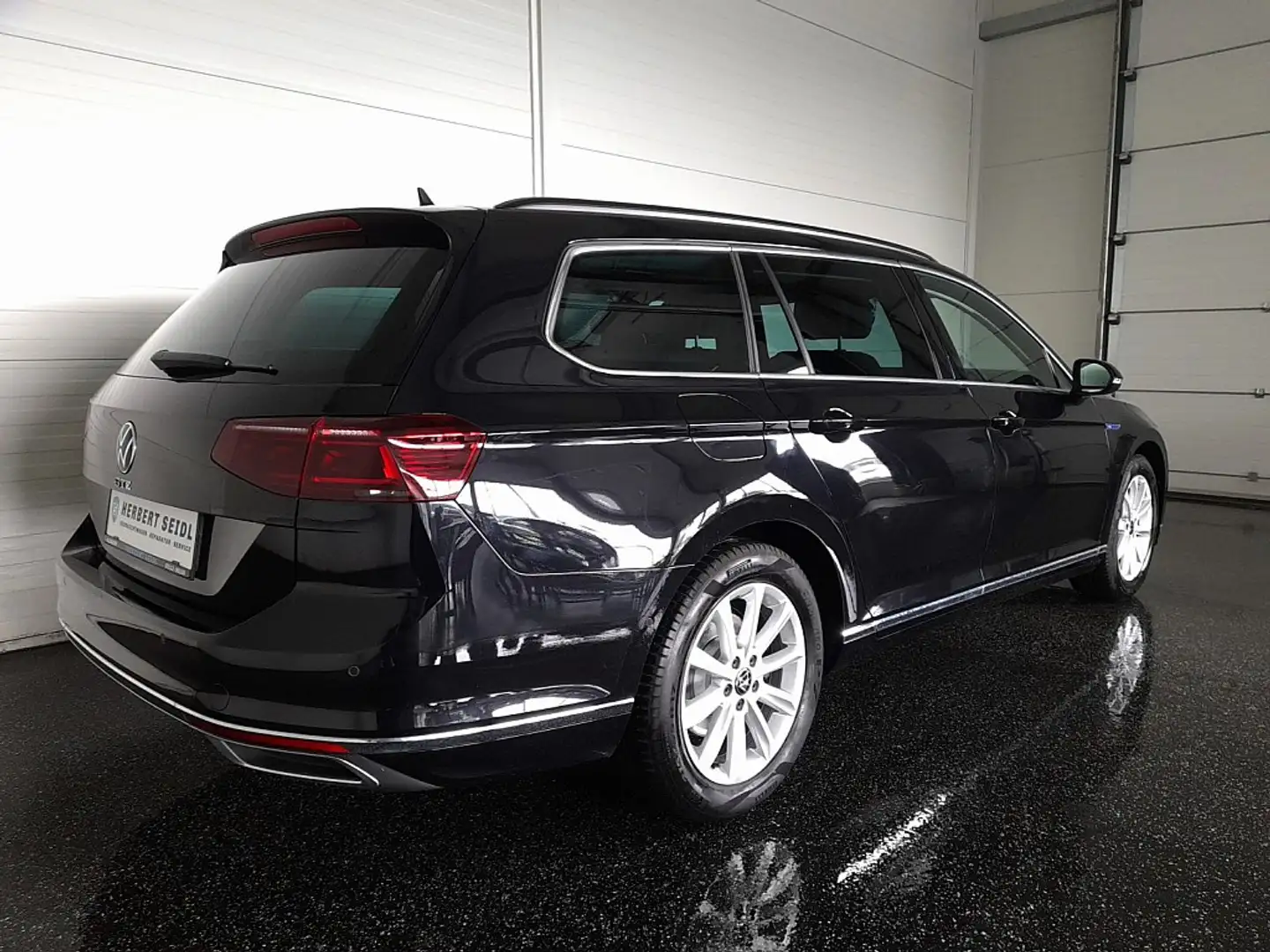 Volkswagen Passat Variant GTE e-Hybrid DSG *MATRIX-LED / NAVI / ACC / KAM... Noir - 2