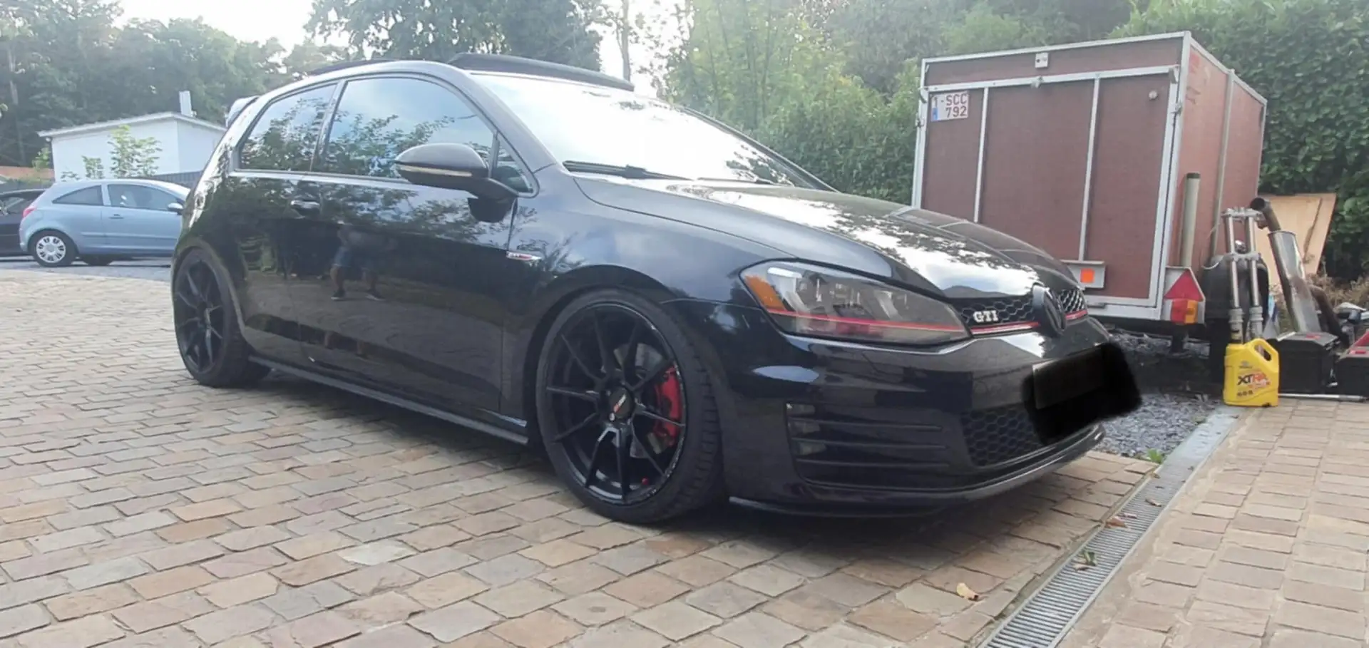 Volkswagen Golf GTI Golf 2.0 TSI Performance DSG Zwart - 1