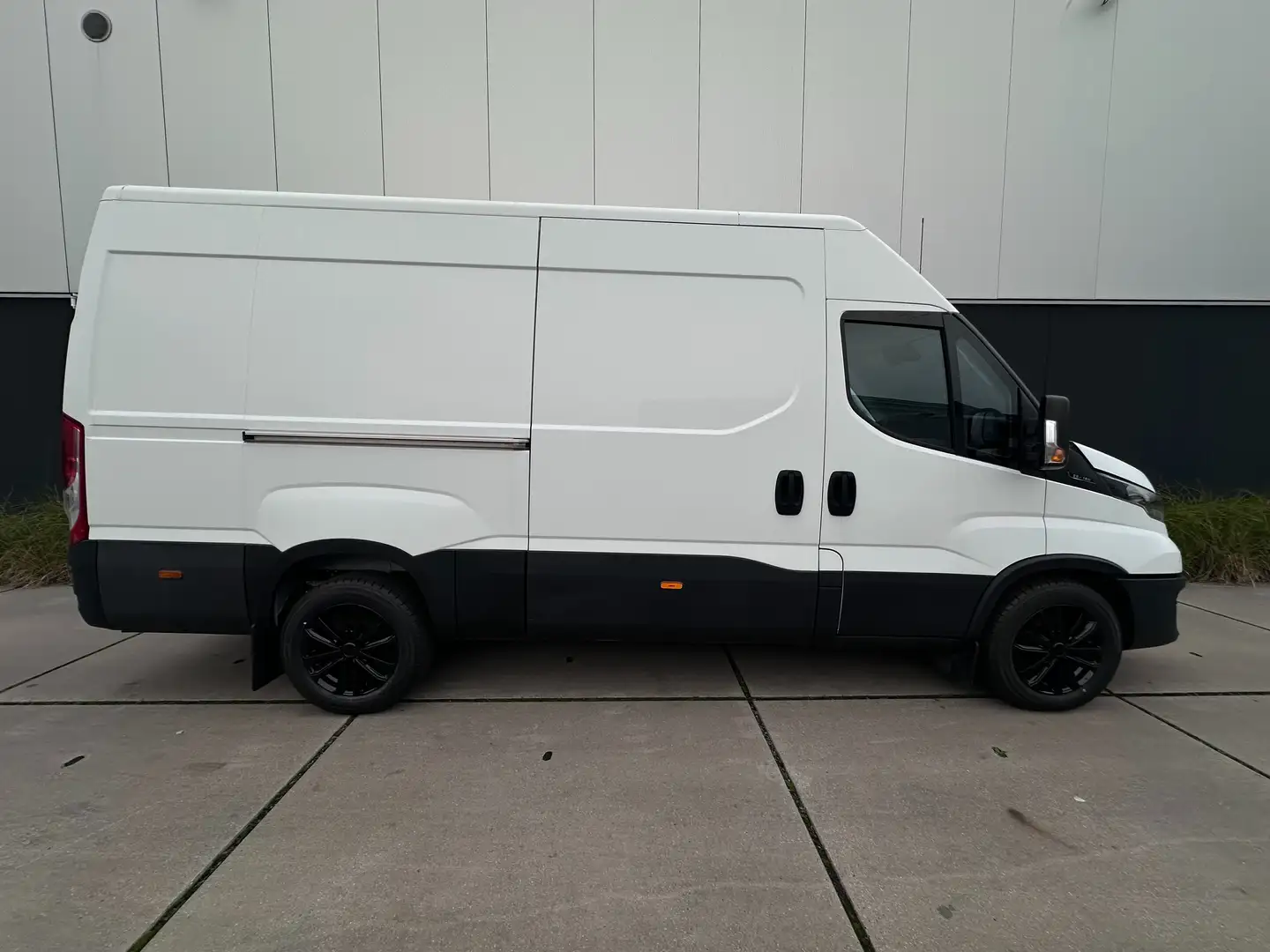 Iveco Daily L3H2 (201) €21500,- netto Wit - 2