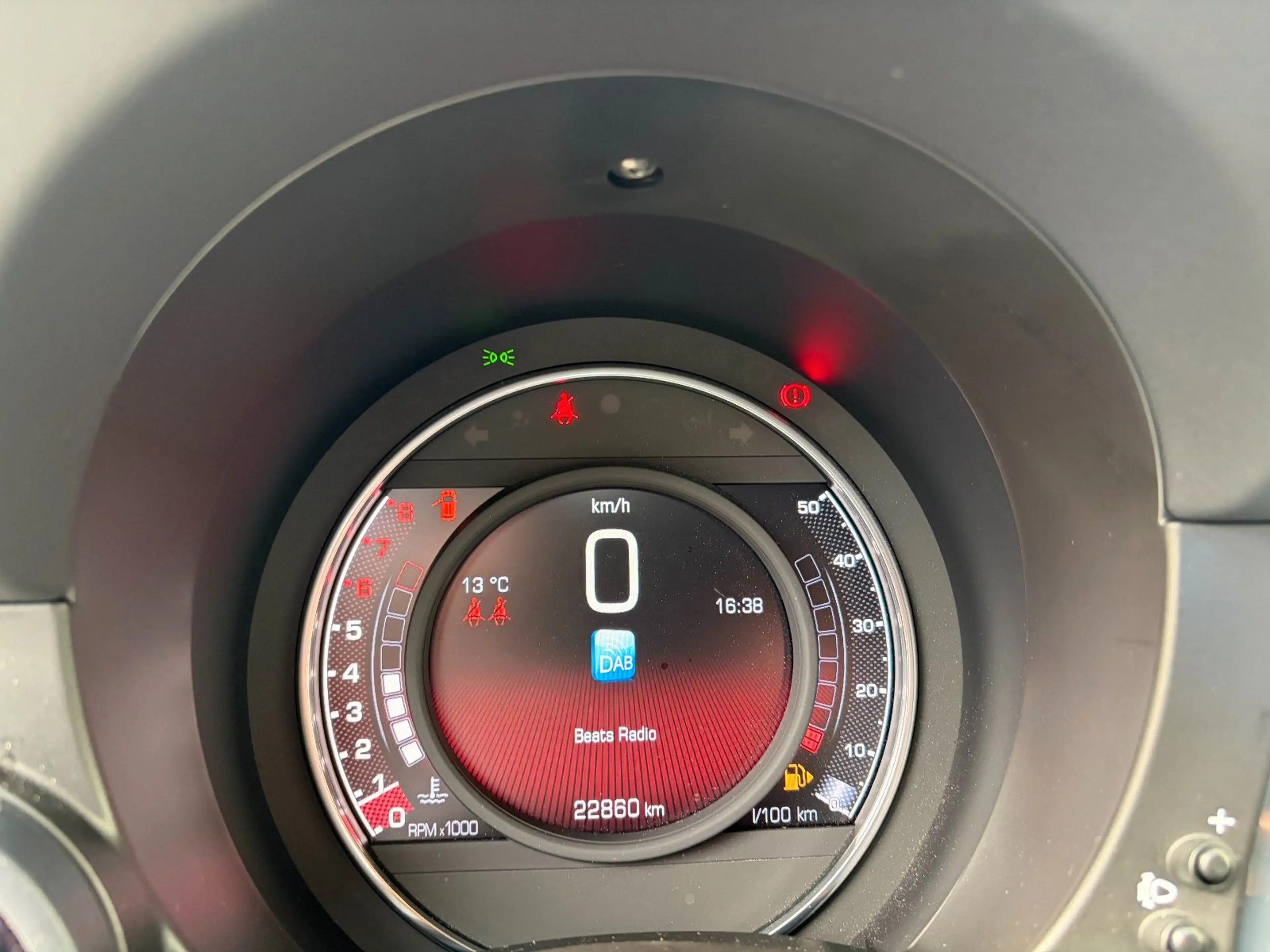 Abarth 595 1.4 T-JET — photo 10