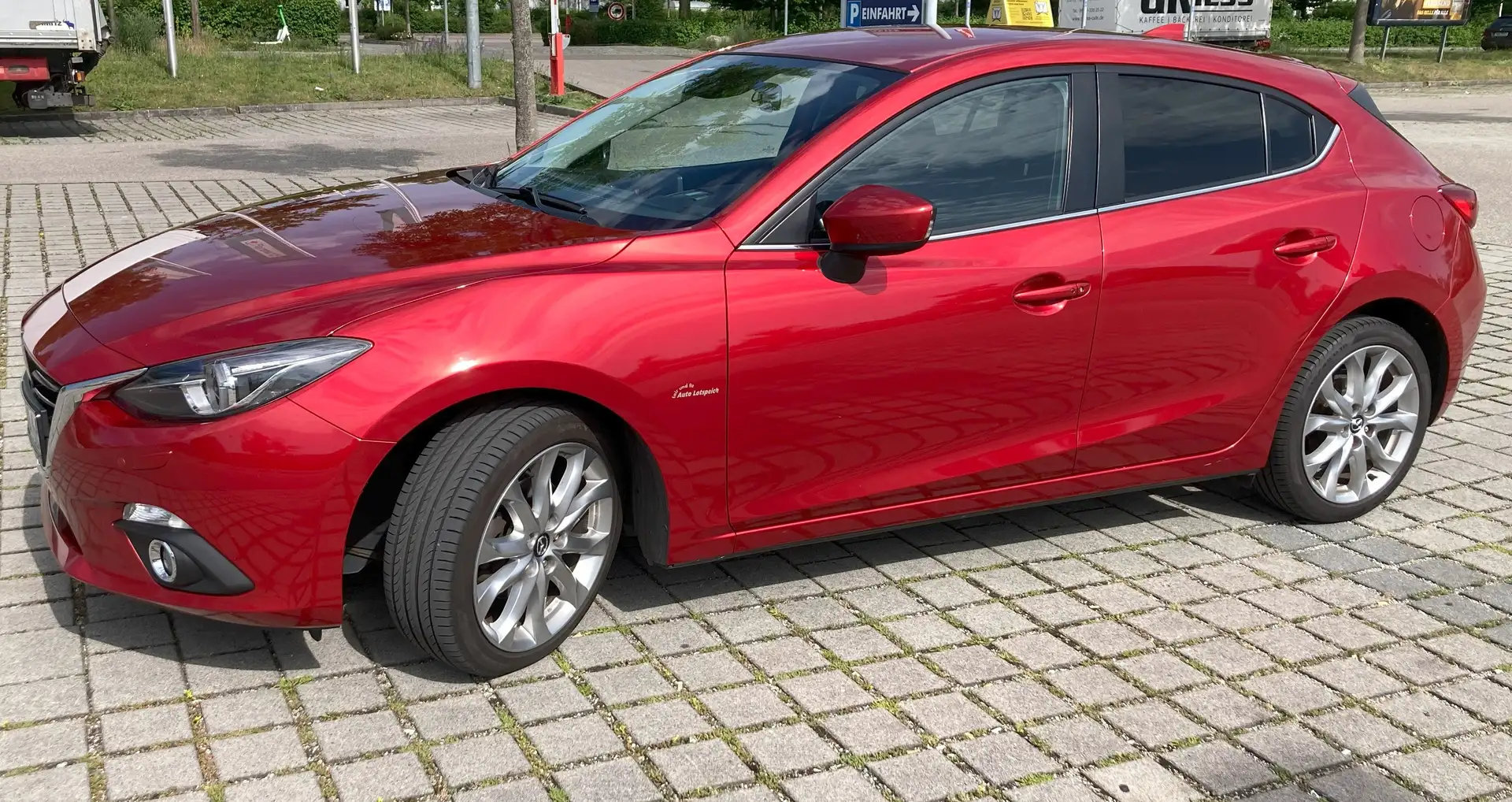 Mazda 3 3 SKYACTIV-D 150 Sports-Line Rot - 1