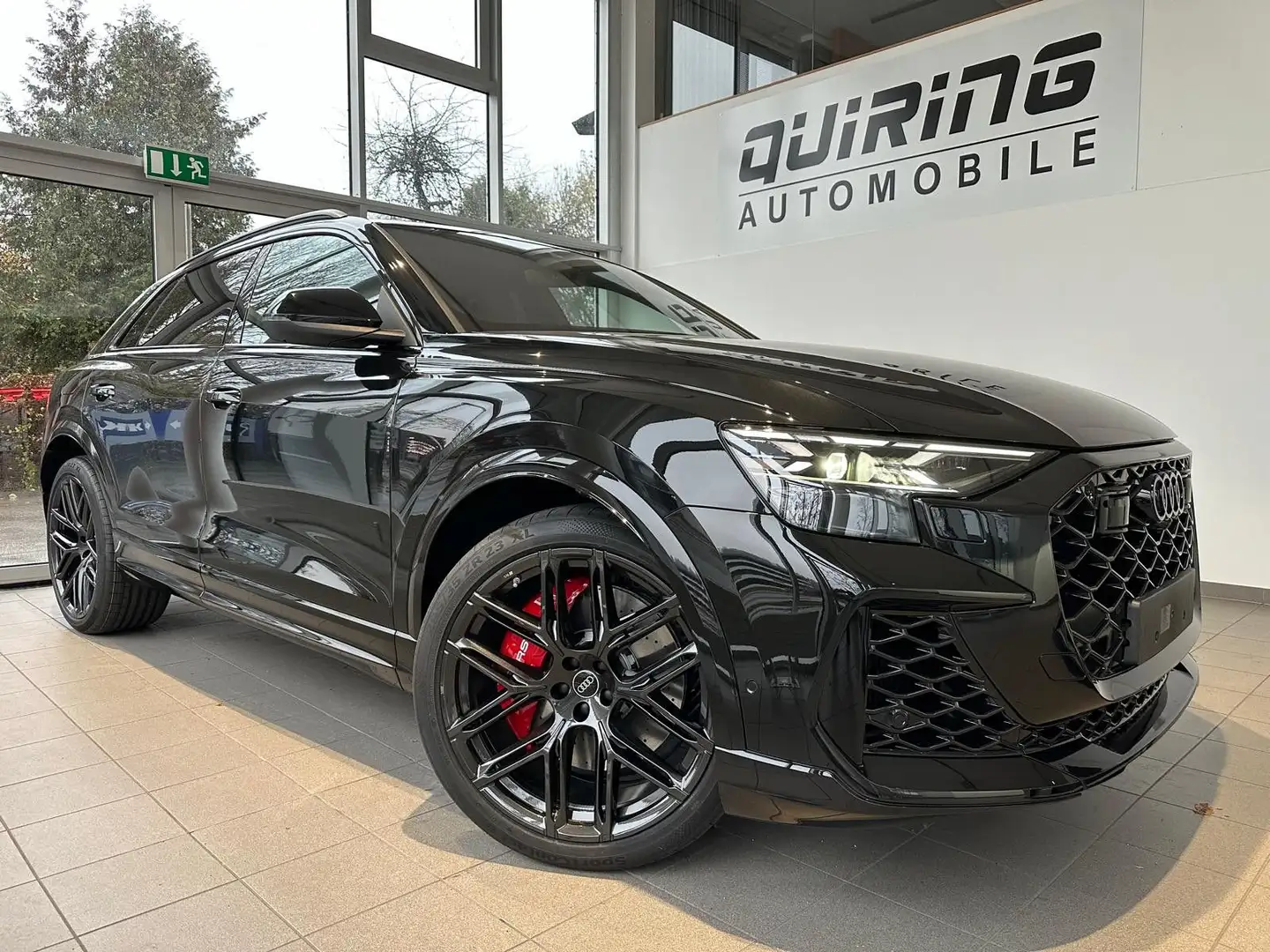 Audi RS Q8 TFSI Facelift/sw-sw/Park+/HUD/Pan/AHK/23 Siyah - 1