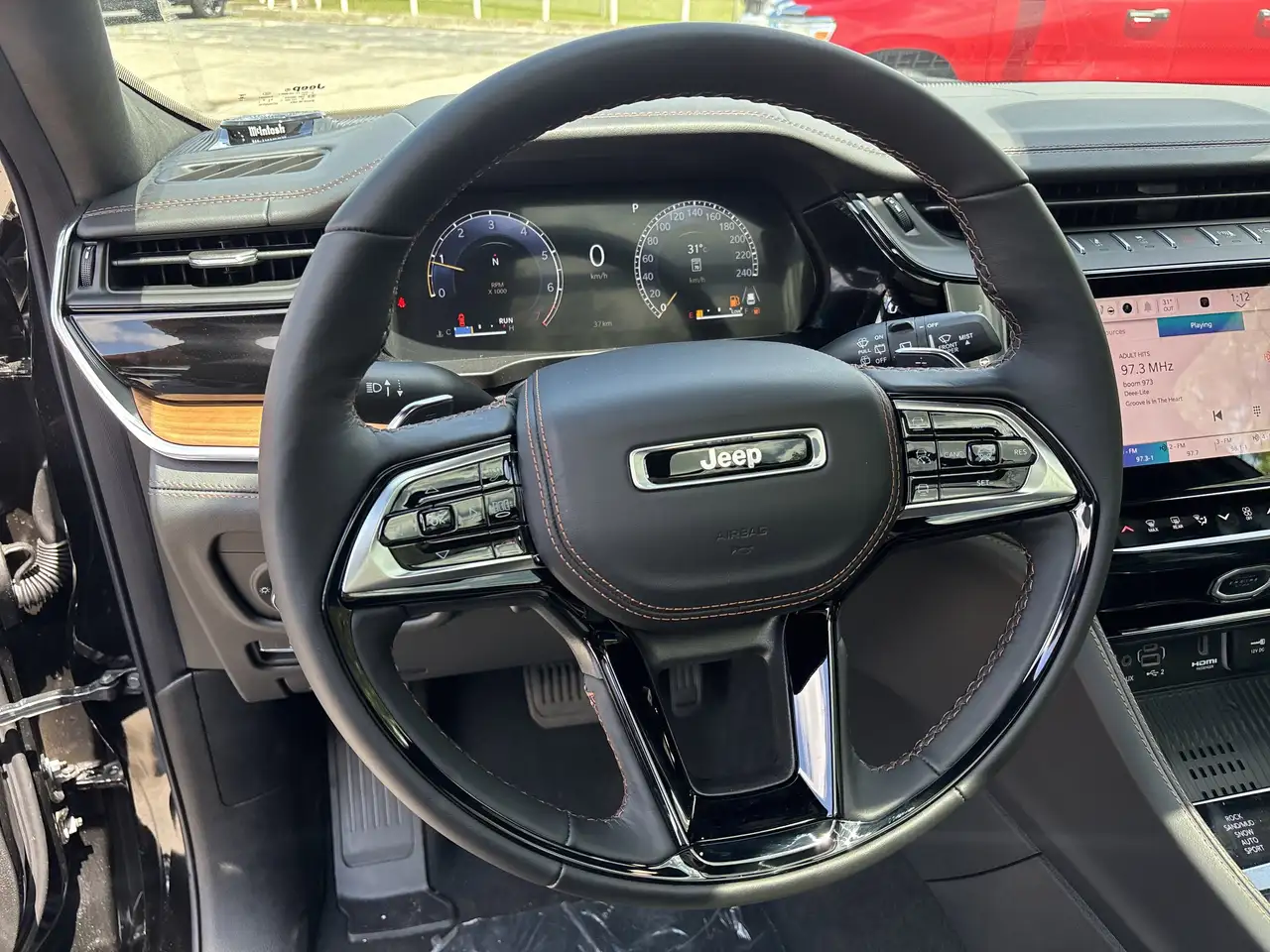 Jeep Grand Cherokee снимка Jeep Grand Cherokee