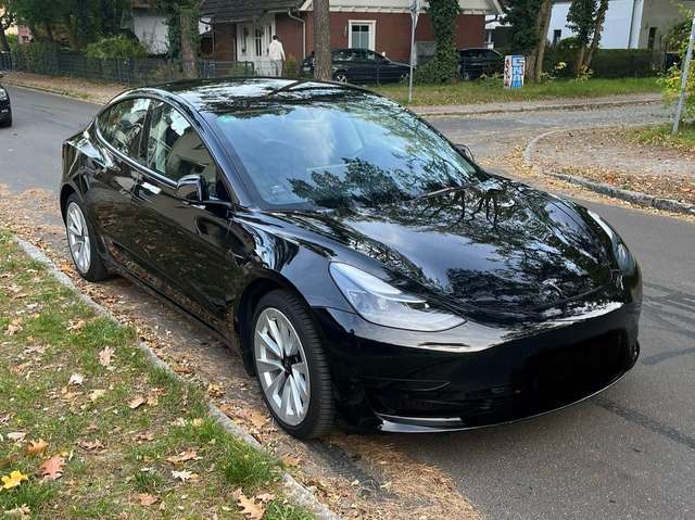 Tesla Model 3 Model 3 Standard Reichweite Plus Hinterradantrieb