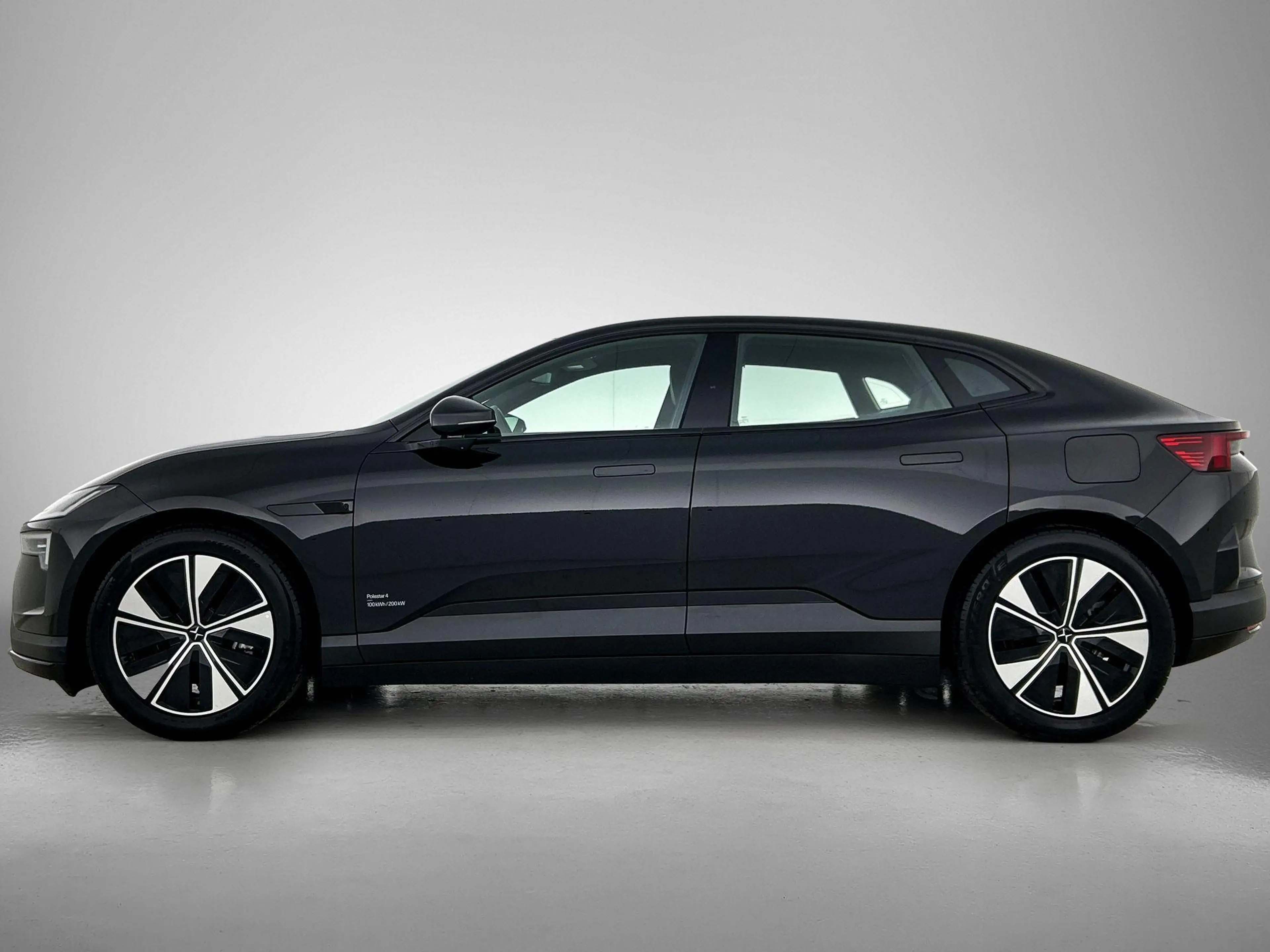 Polestar 4 Long Range Single Motor 100 KwH | Pilot Pack | Plu — photo 2