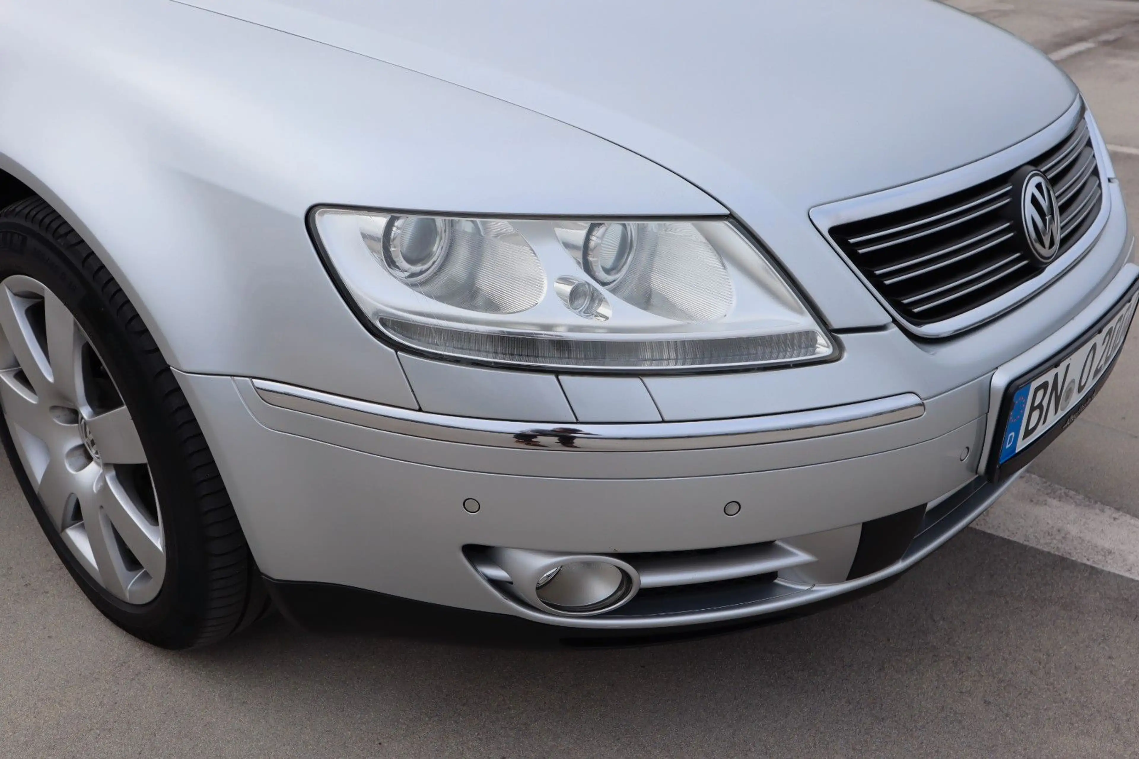 Volkswagen Phaeton 4.2 V8 4MOTION Tiptronic 5-Sitzer — photo 11