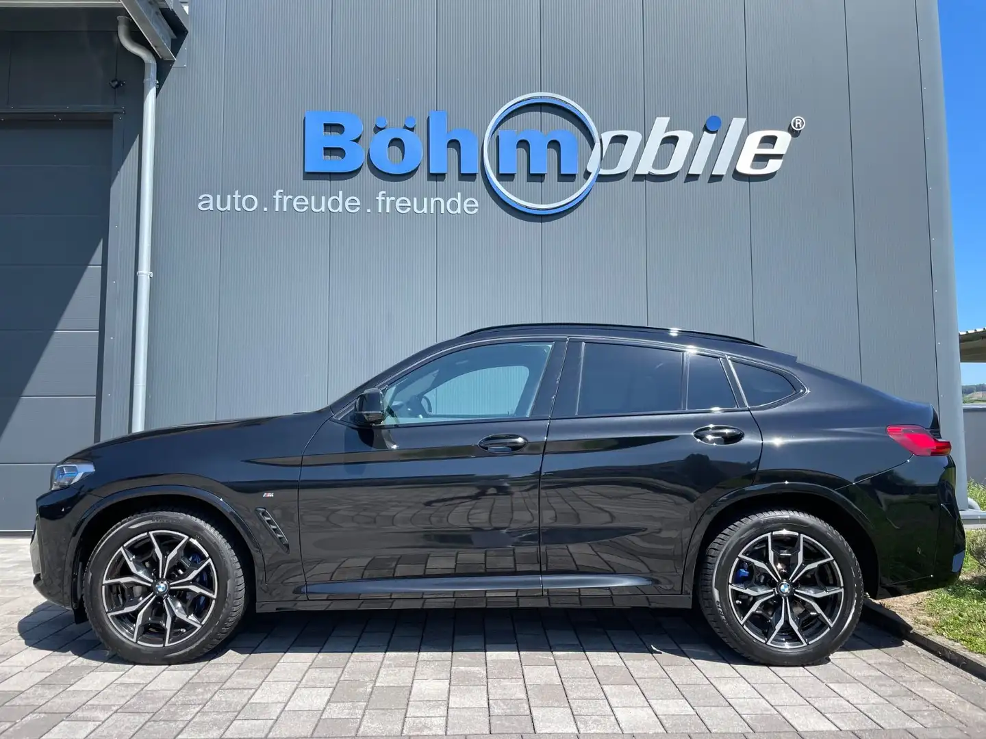BMW X4 M d xDrive/AHK/Pano/STHZG/ACC/HK Sound/Laser Чорний - 1