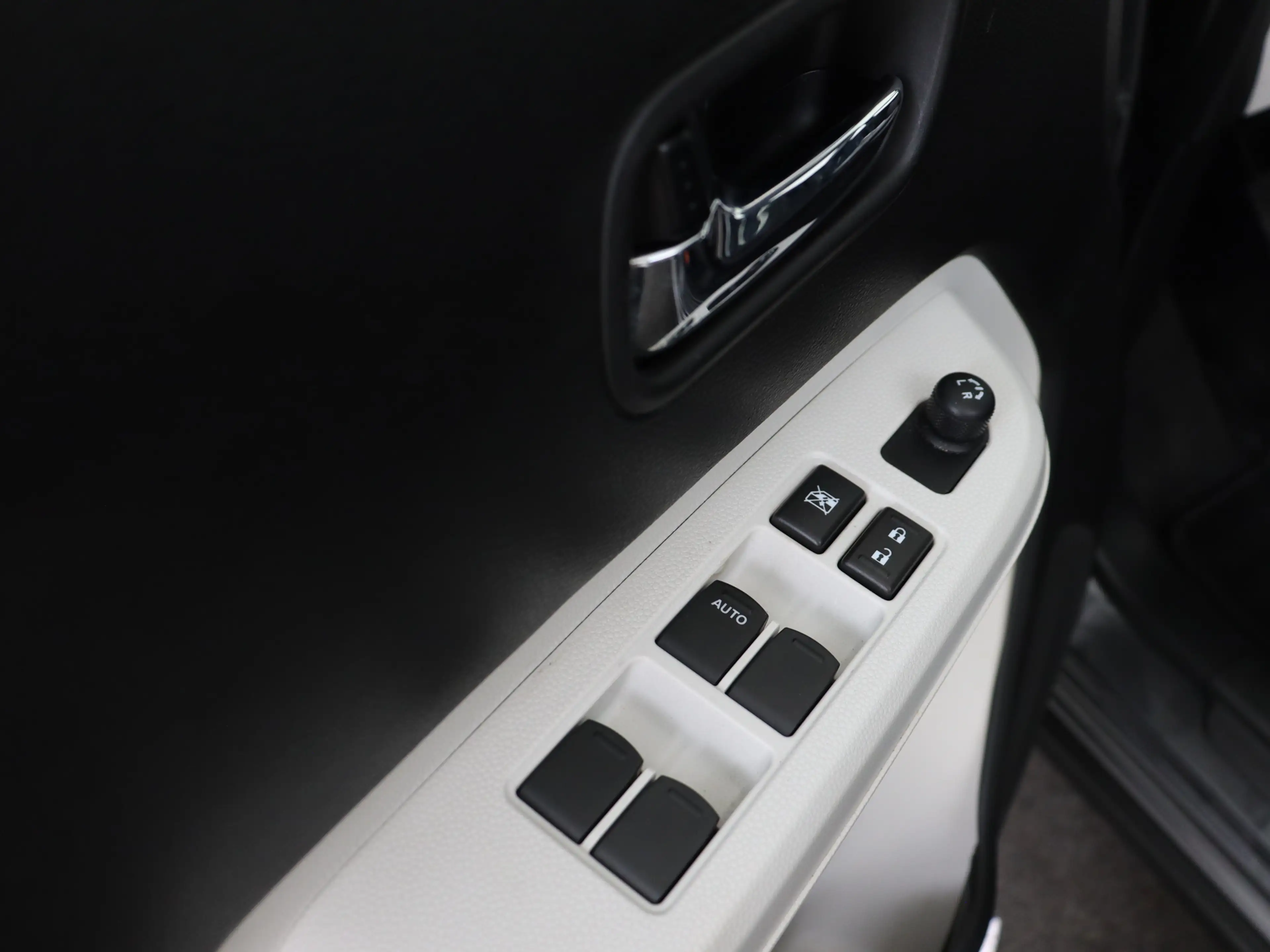Suzuki Ignis 1.2 Stijl Smart Hybrid | NL dealeronderhouden | — photo 10