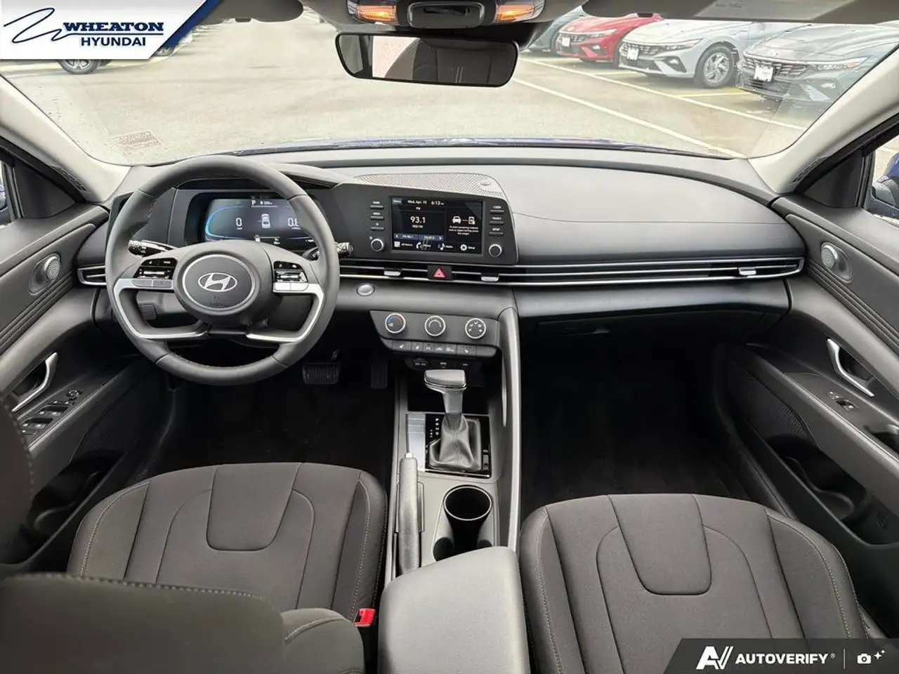Hyundai ELANTRA снимка Hyundai ELANTRA