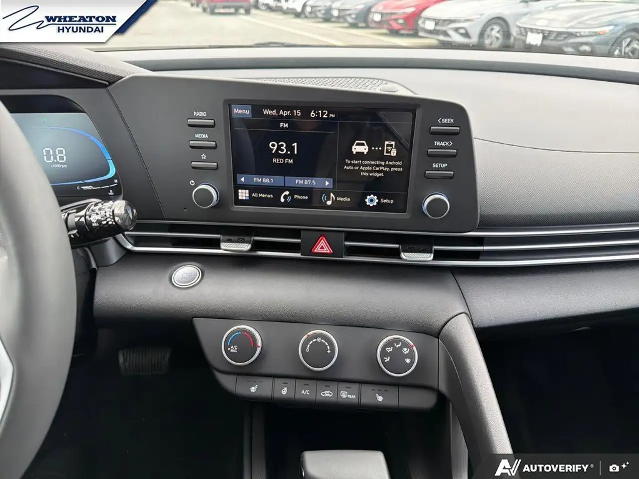 Hyundai ELANTRA снимка Hyundai ELANTRA