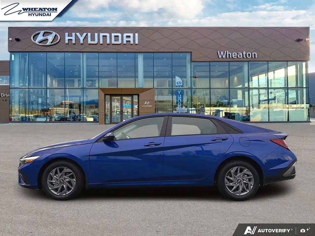 Hyundai ELANTRA снимка Hyundai ELANTRA