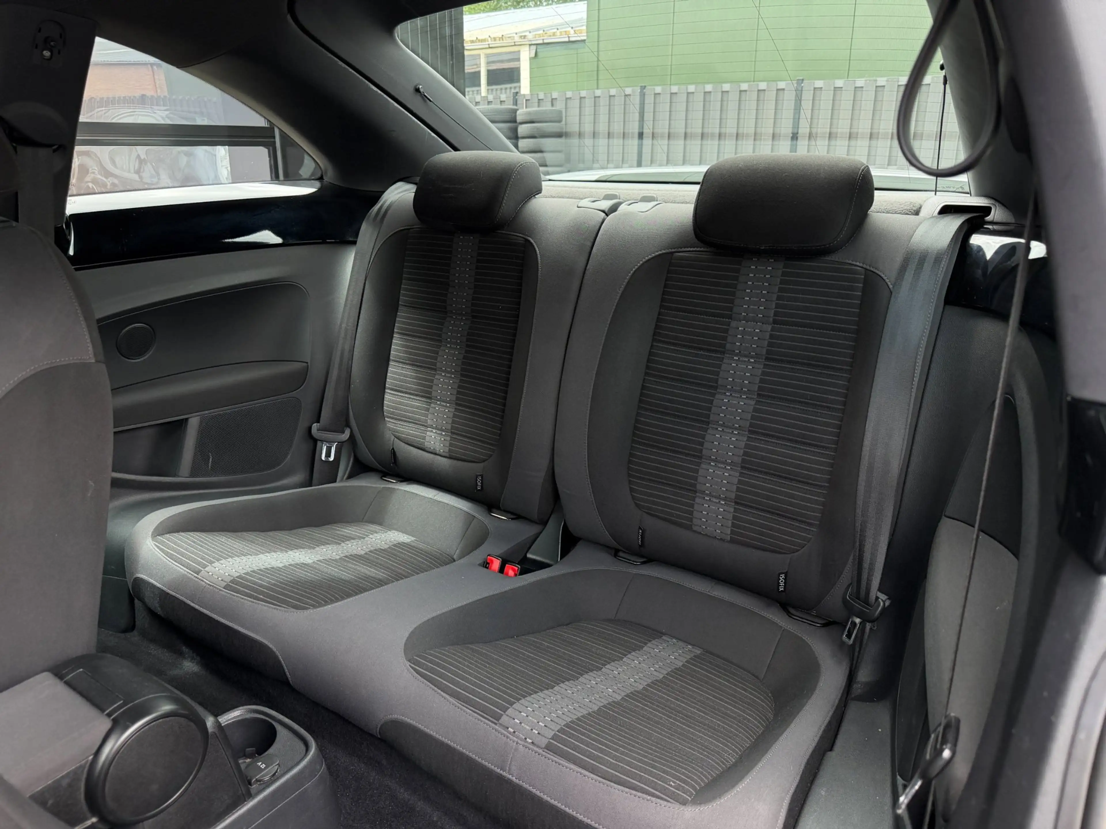 Volkswagen Beetle 2.0 TSI Sport Navi Camera Stoelverw. Aut. — photo 12