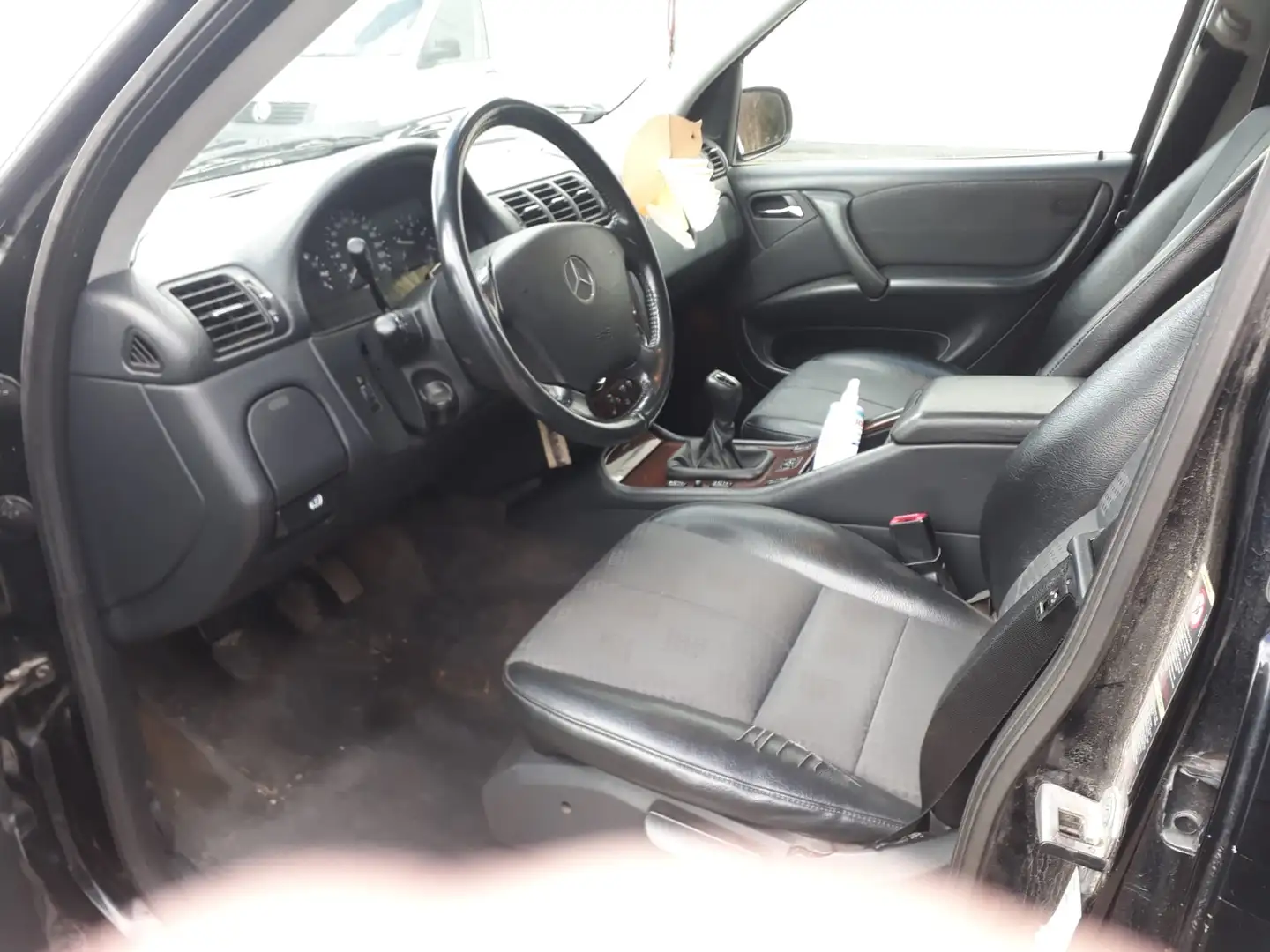 Mercedes-Benz ML 270 ML 270 CDI Inspiration Černá - 2