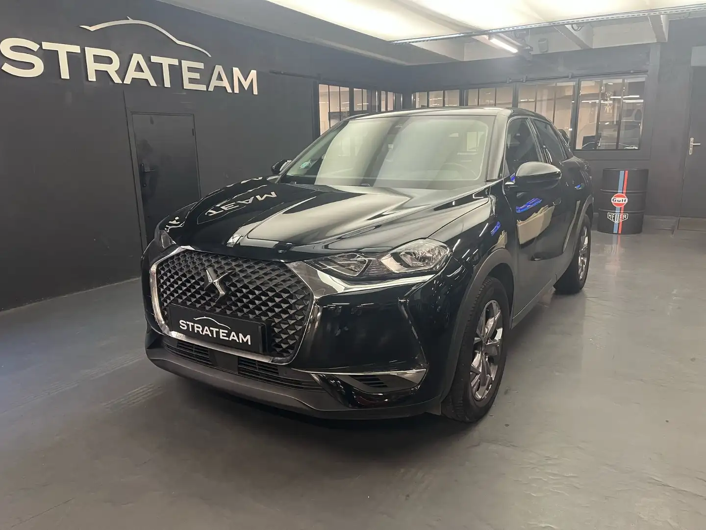 DS Automobiles DS 3 Crossback 1.2 PTEC 130 Schwarz - 1