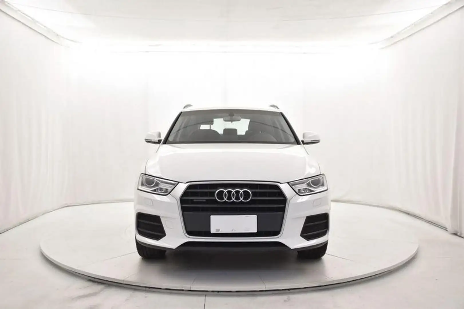 Audi Q3 2.0 tdi Business quattro 150cv bijela - 2