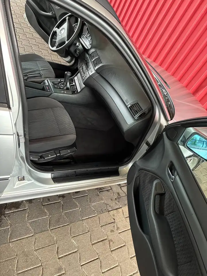 BMW 318 3er 318i touring, foto 7