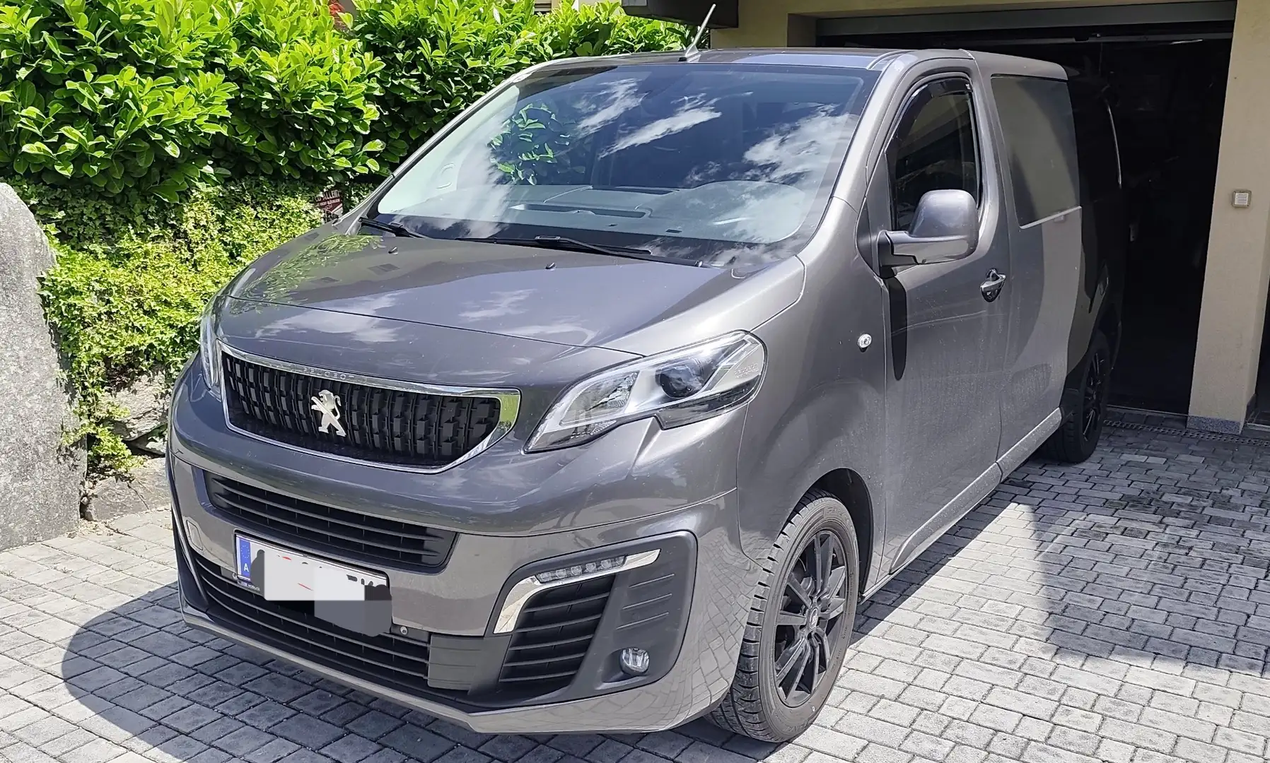 Peugeot Expert Premium L2 - 1
