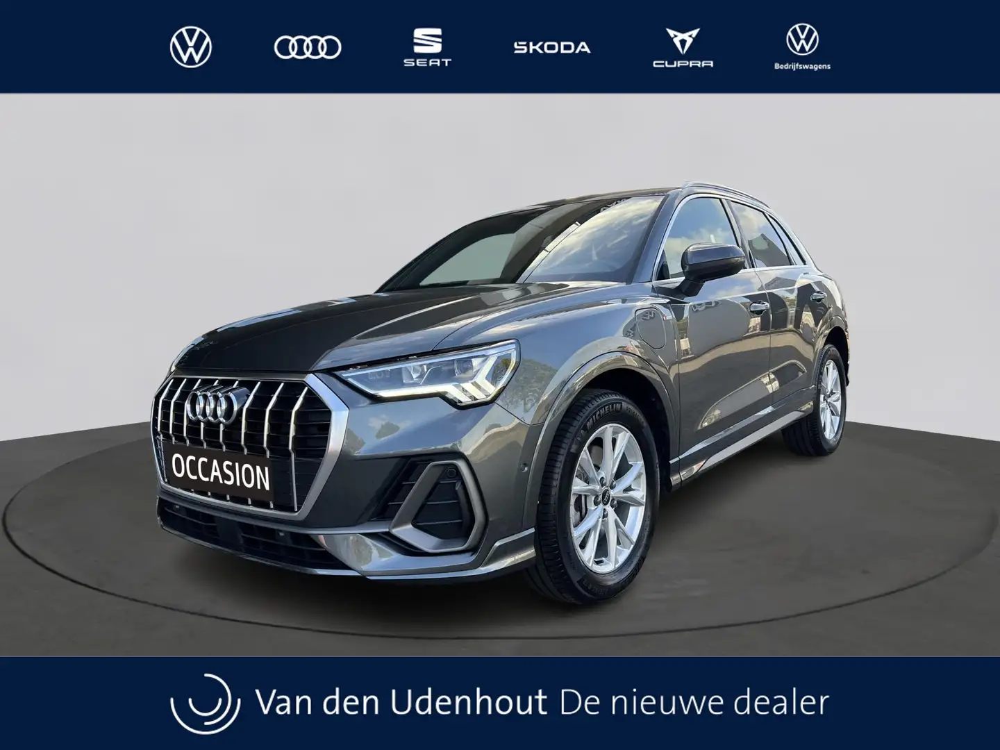 Audi Q3 45 TFSIe 245pk PHEV S Edition / Stoelverwarming / Grijs - 1