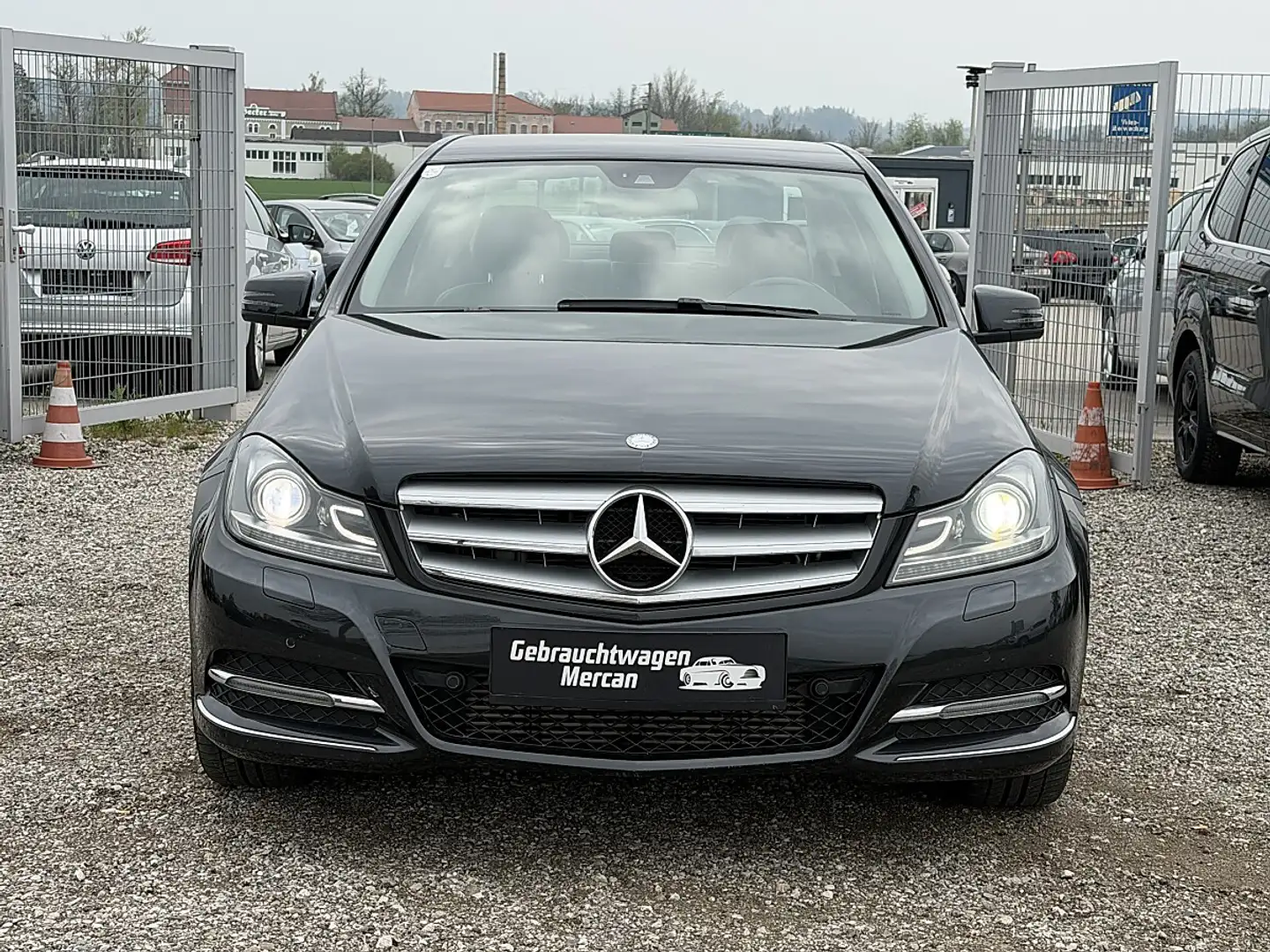 Mercedes-Benz C 250 CDI Avantgarde A-Edition plus BlueEffi. 4MATIC ... Schwarz - 2