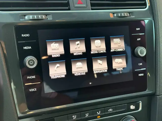 Volkswagen Golf view 17