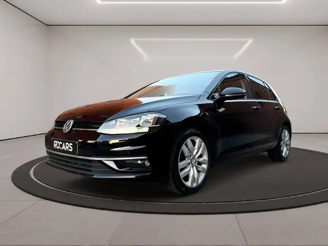 Volkswagen Golf view 5