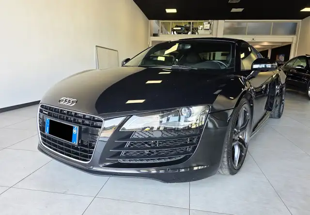 Audi R8 Coupe 4.2 V8 quattro r-tronic