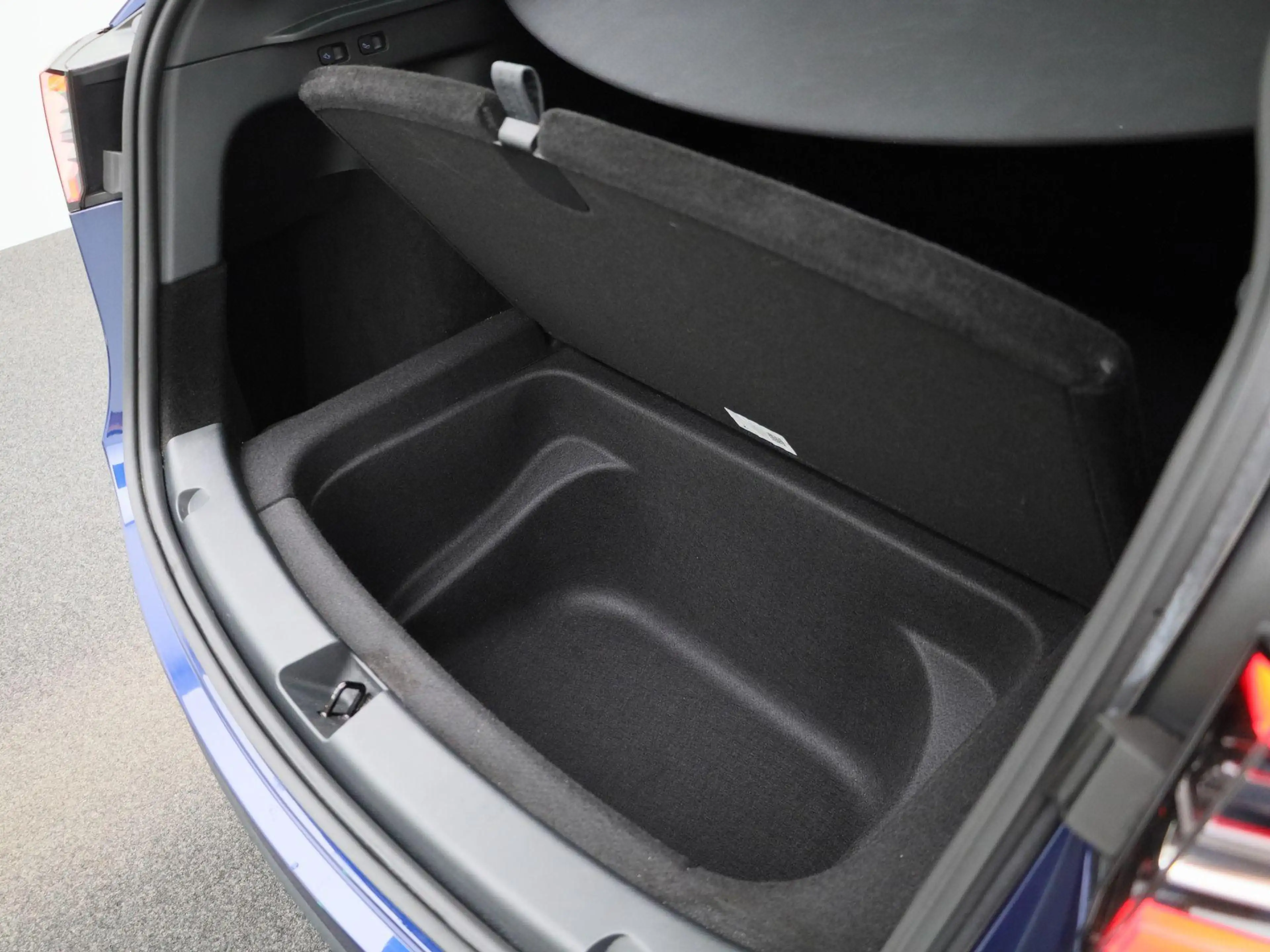 Tesla Model Y LONG RANGE AWD 75 KWH VERWACHT !! | PANORAMADAK | — photo 14