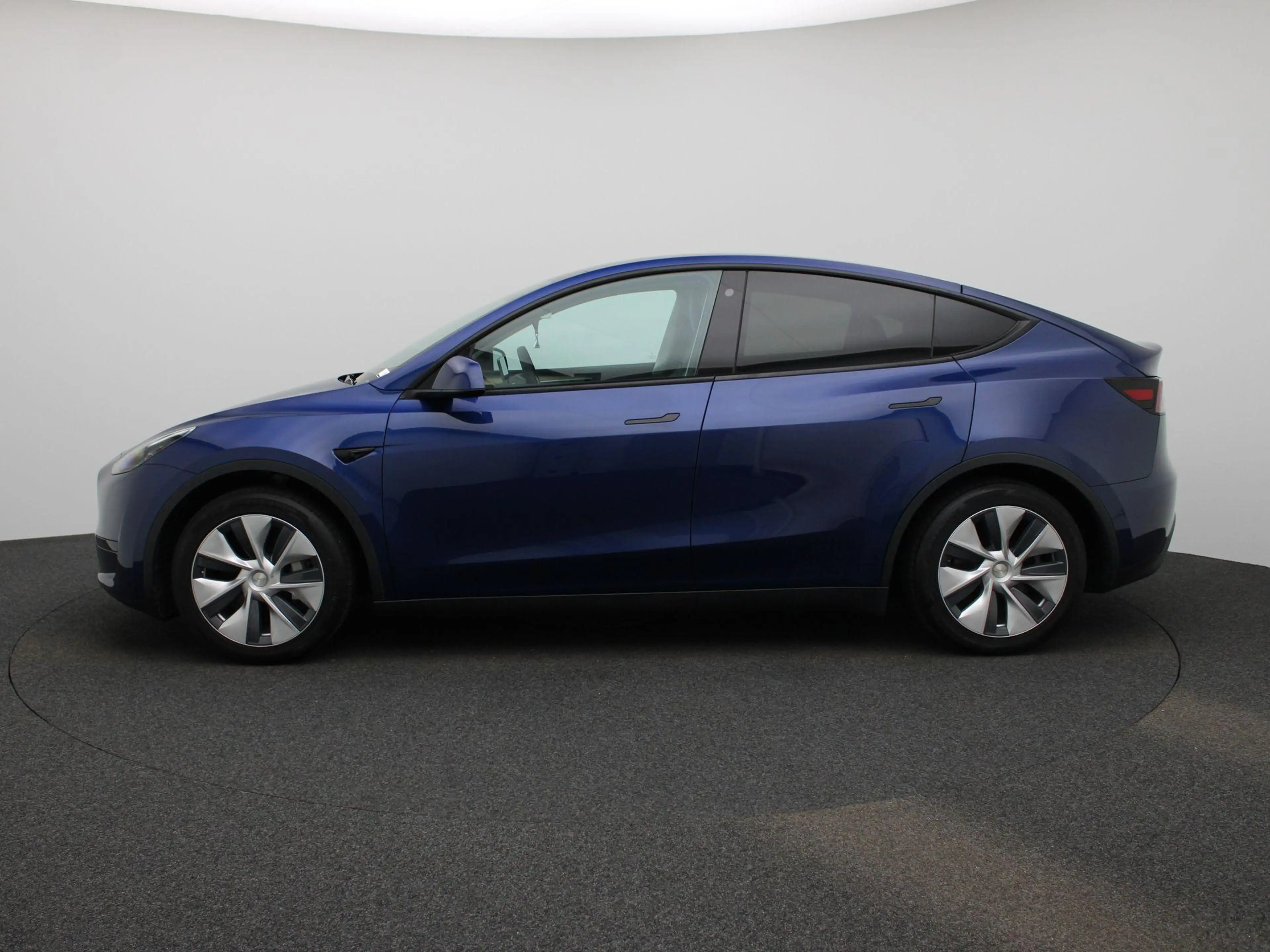 Tesla Model Y LONG RANGE AWD 75 KWH VERWACHT !! | PANORAMADAK | — photo 4