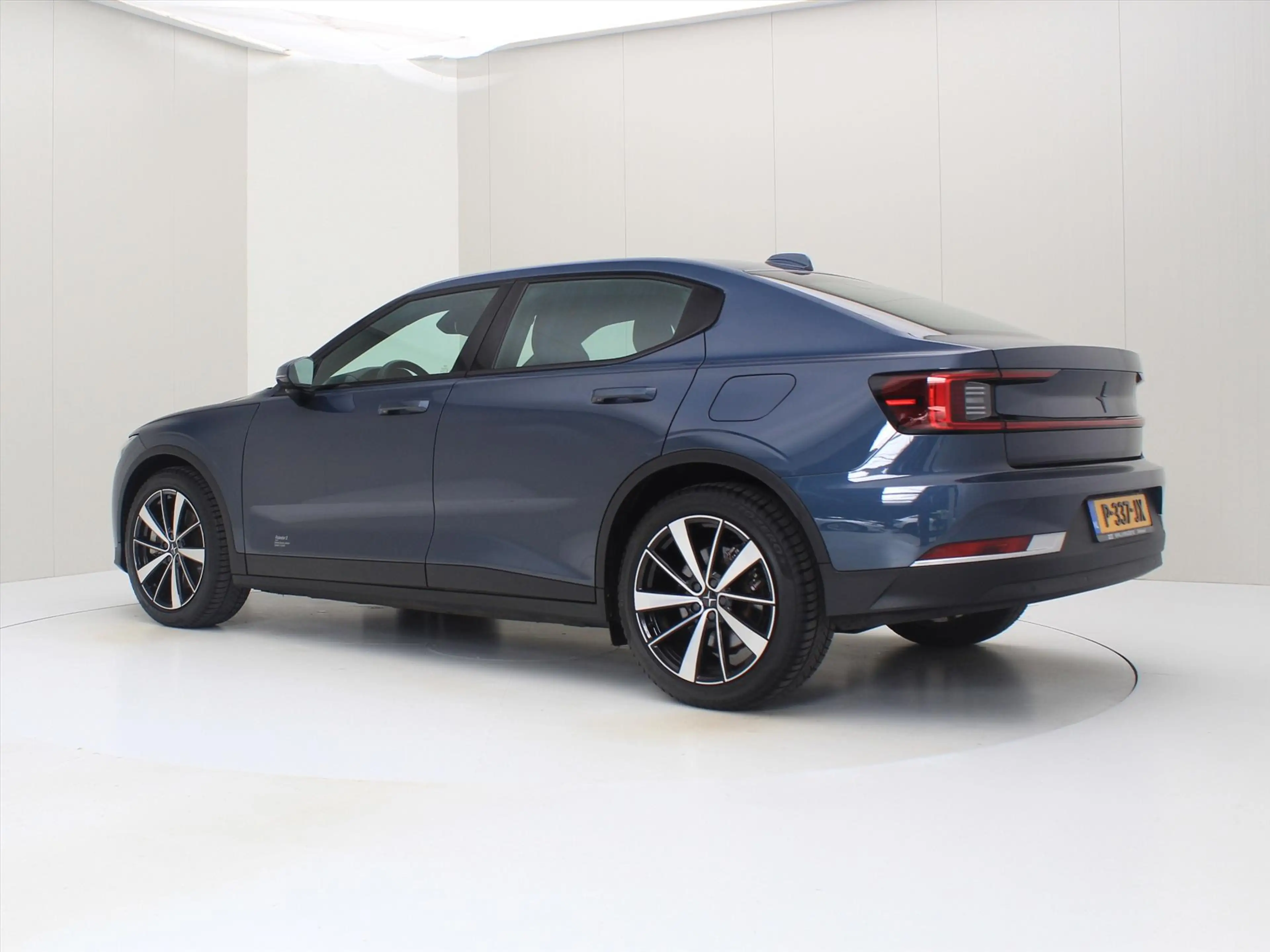 Polestar 2 170kW Long Range Single Motor 91,59% SoH [ WARMTEP — photo 4