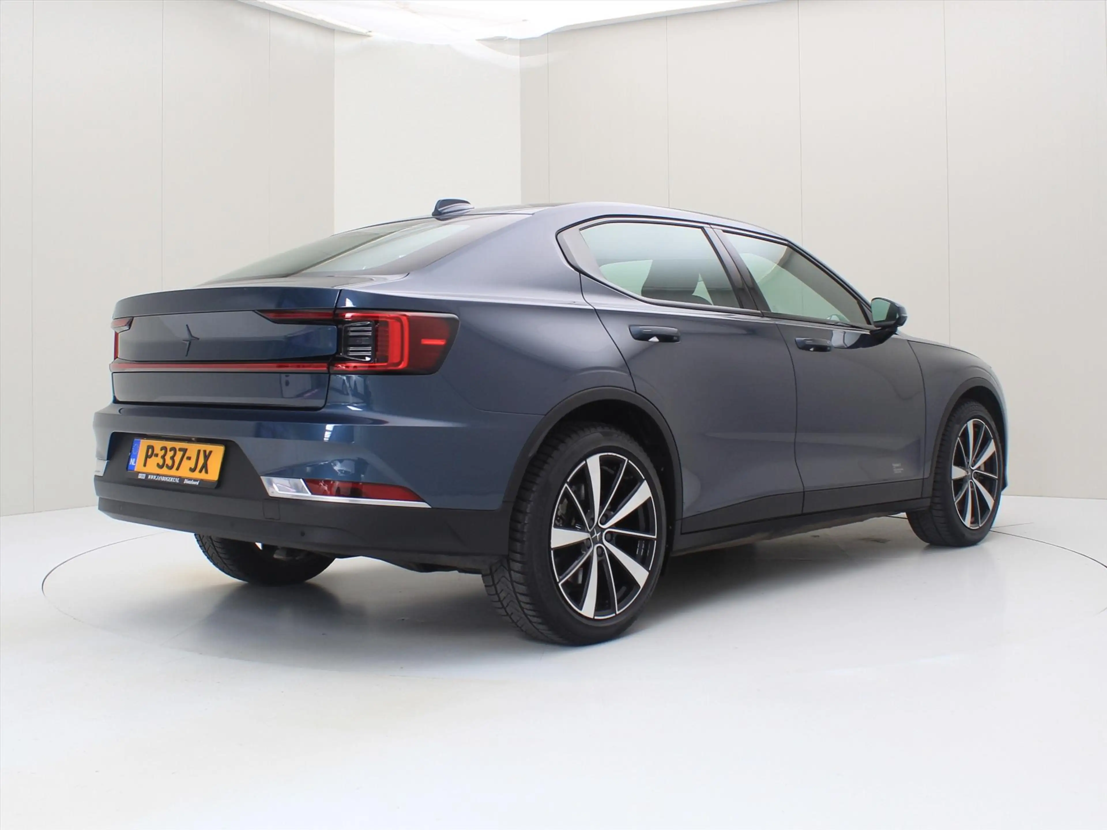 Polestar 2 170kW Long Range Single Motor 91,59% SoH [ WARMTEP — photo 3