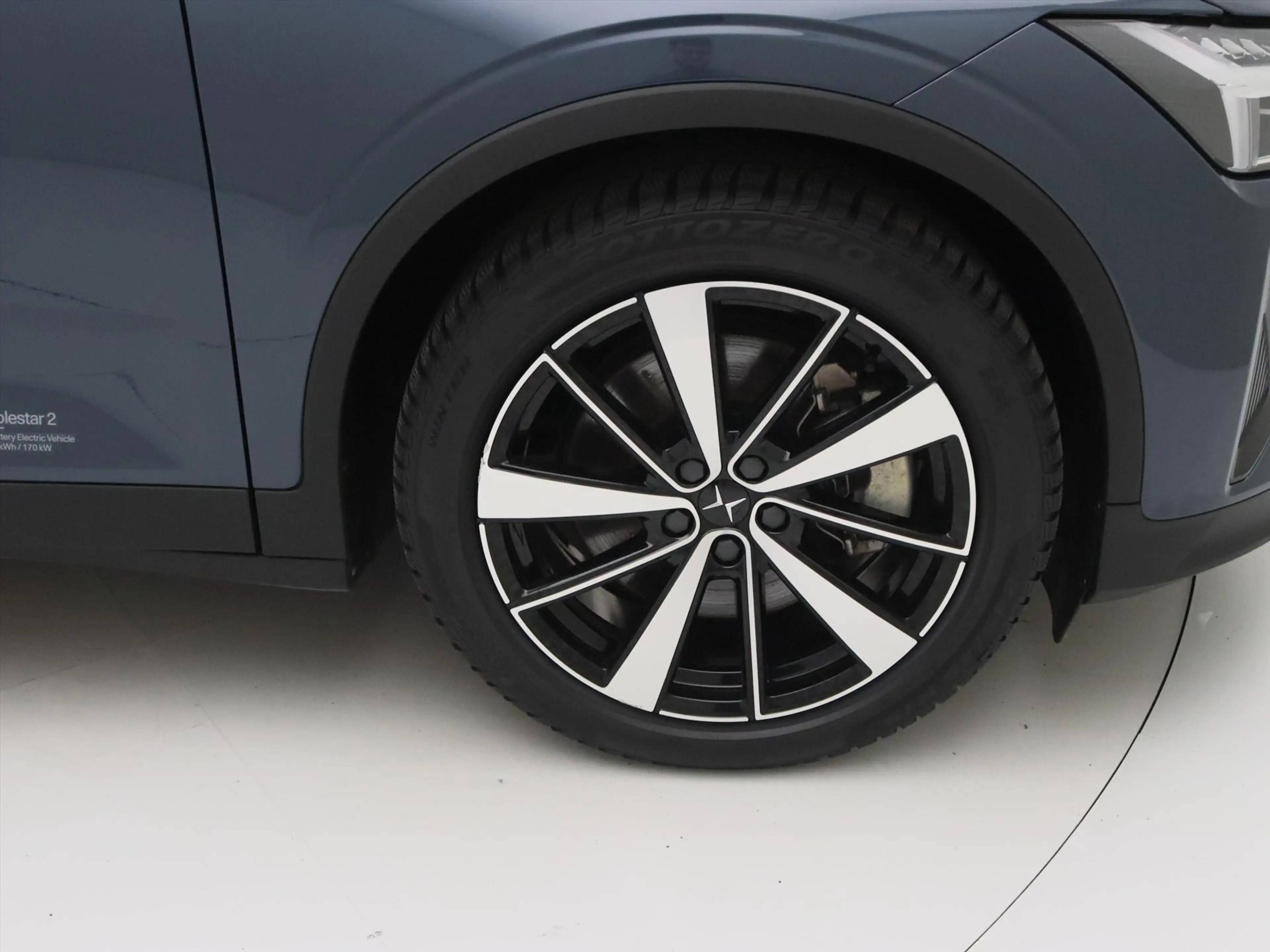 Polestar 2 170kW Long Range Single Motor 91,59% SoH [ WARMTEP — photo 11