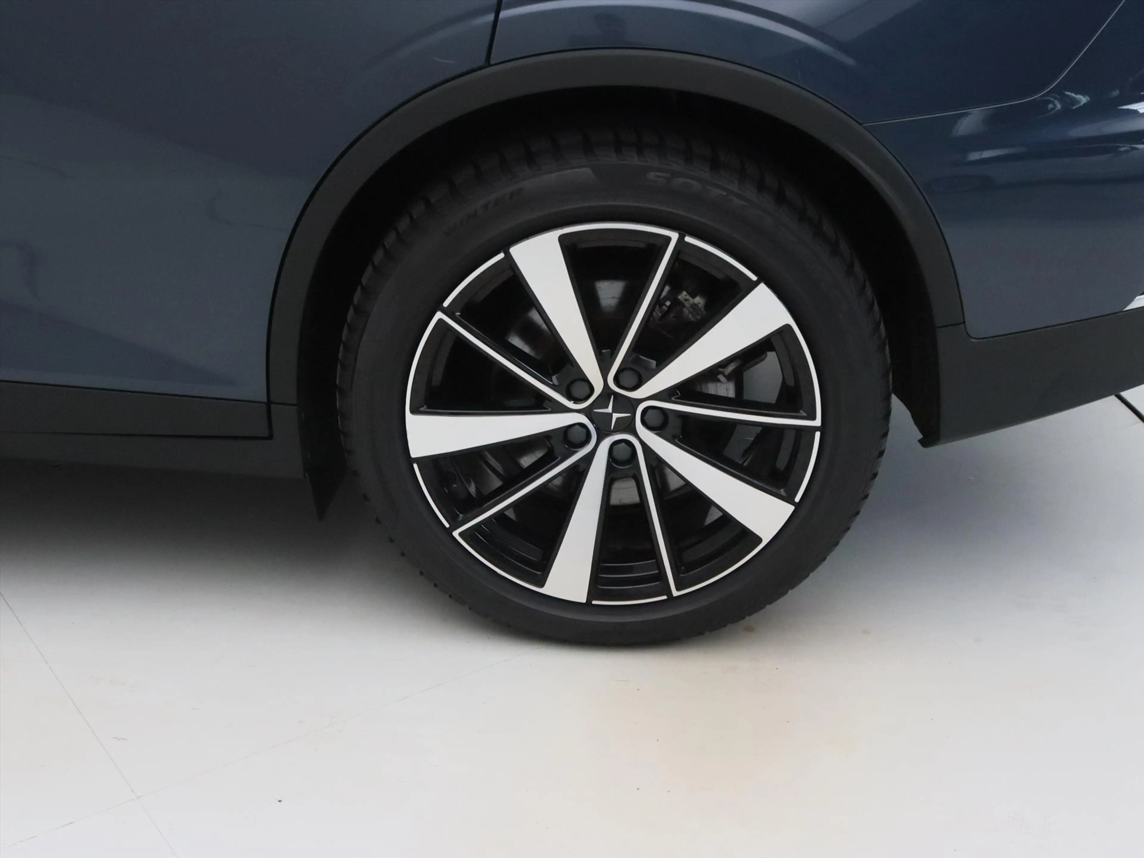 Polestar 2 170kW Long Range Single Motor 91,59% SoH [ WARMTEP — photo 13