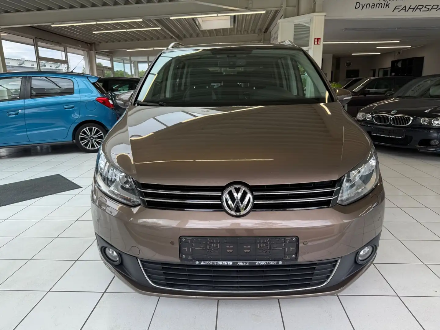 Volkswagen Touran Life BMT,DSG,7-Sitzer,Navi,Sitzheizung,Te Brun - 2