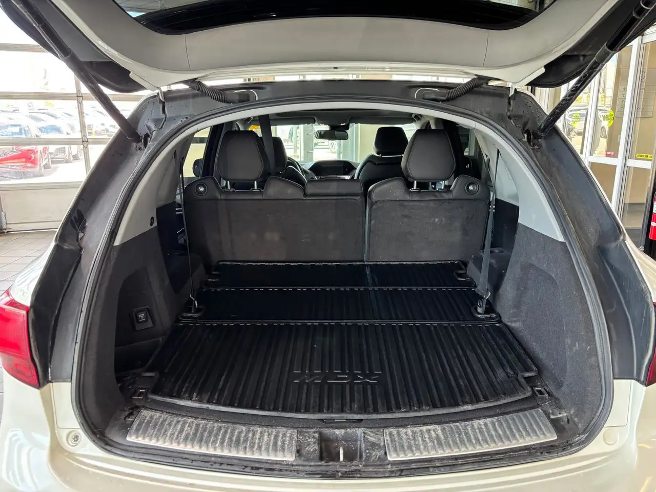 Acura MDX снимка Acura MDX