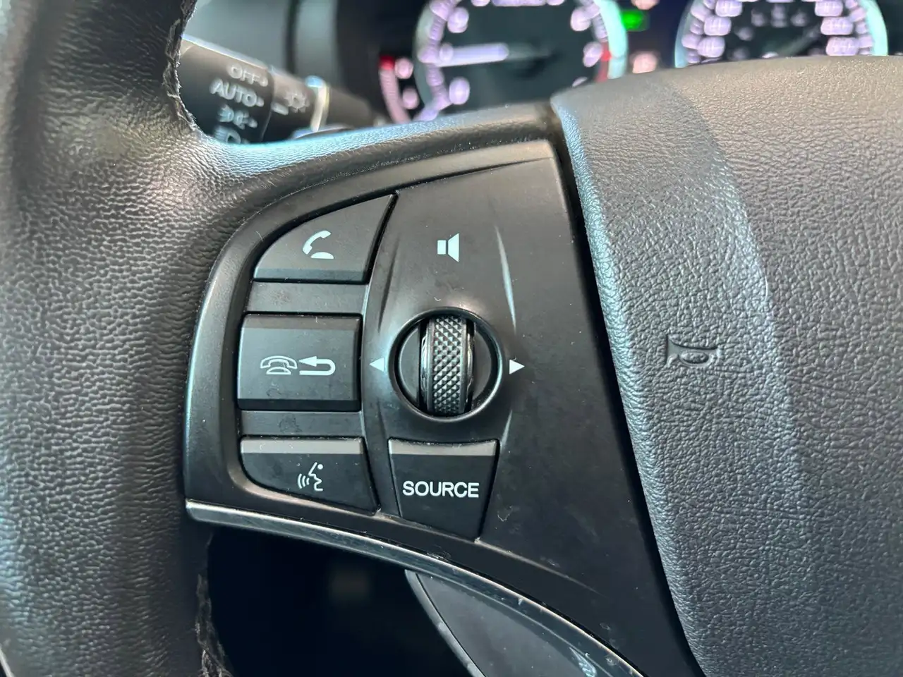 Acura MDX снимка Acura MDX