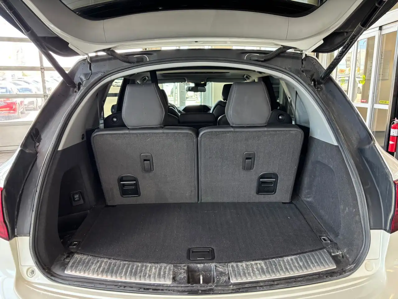 Acura MDX снимка Acura MDX