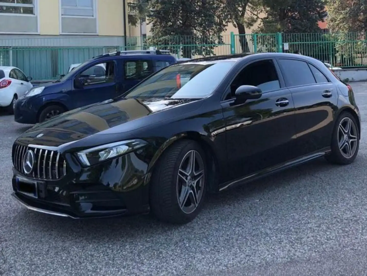 Mercedes-Benz 200 Classe a 200 benzina Nero - 2