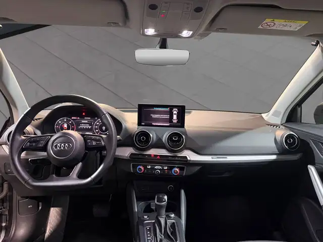 Audi Q2 view 7