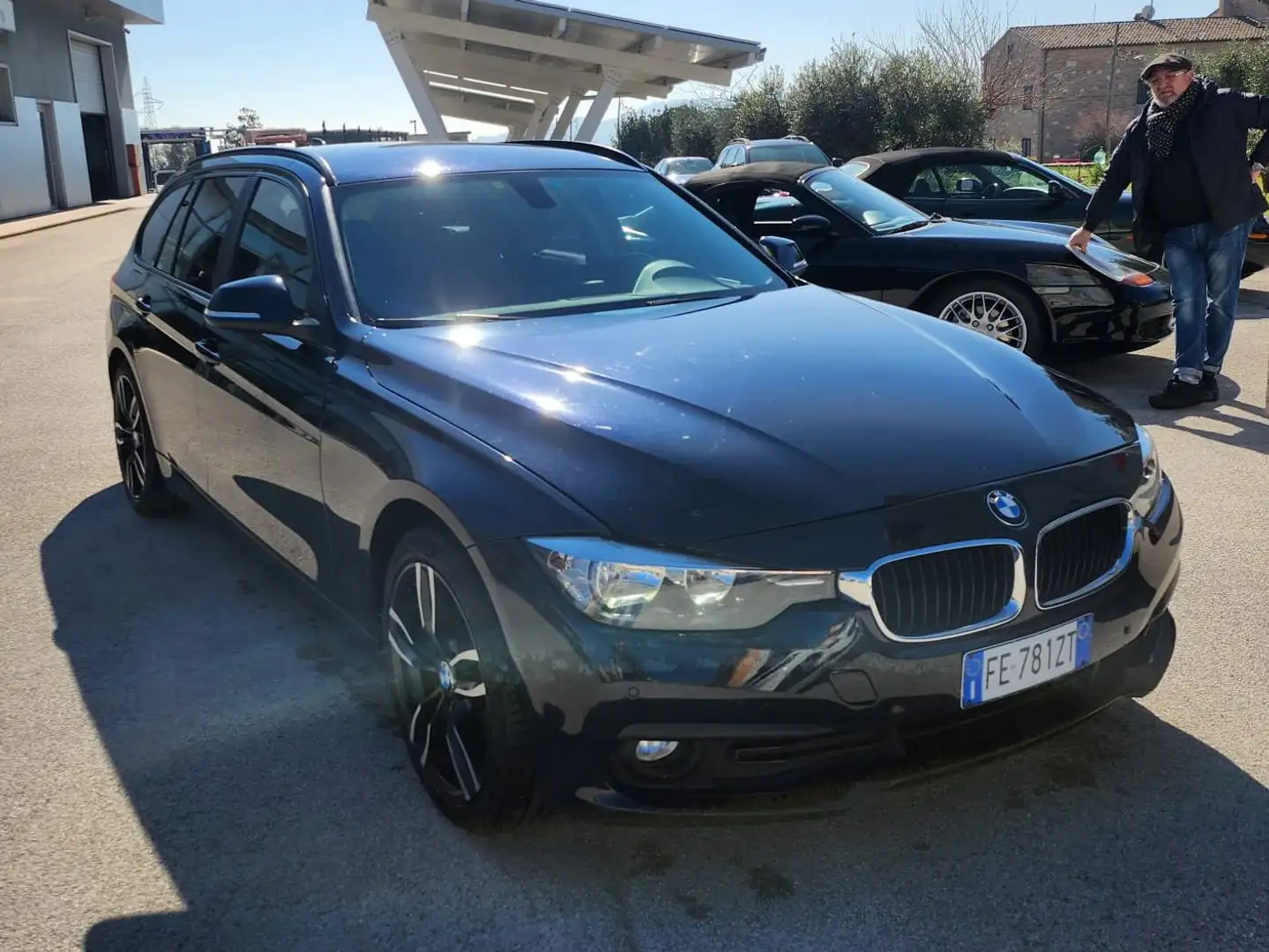 BMW 320 3 Touring 320d Touring Business Advantage auto Blu/Azzurro - 2