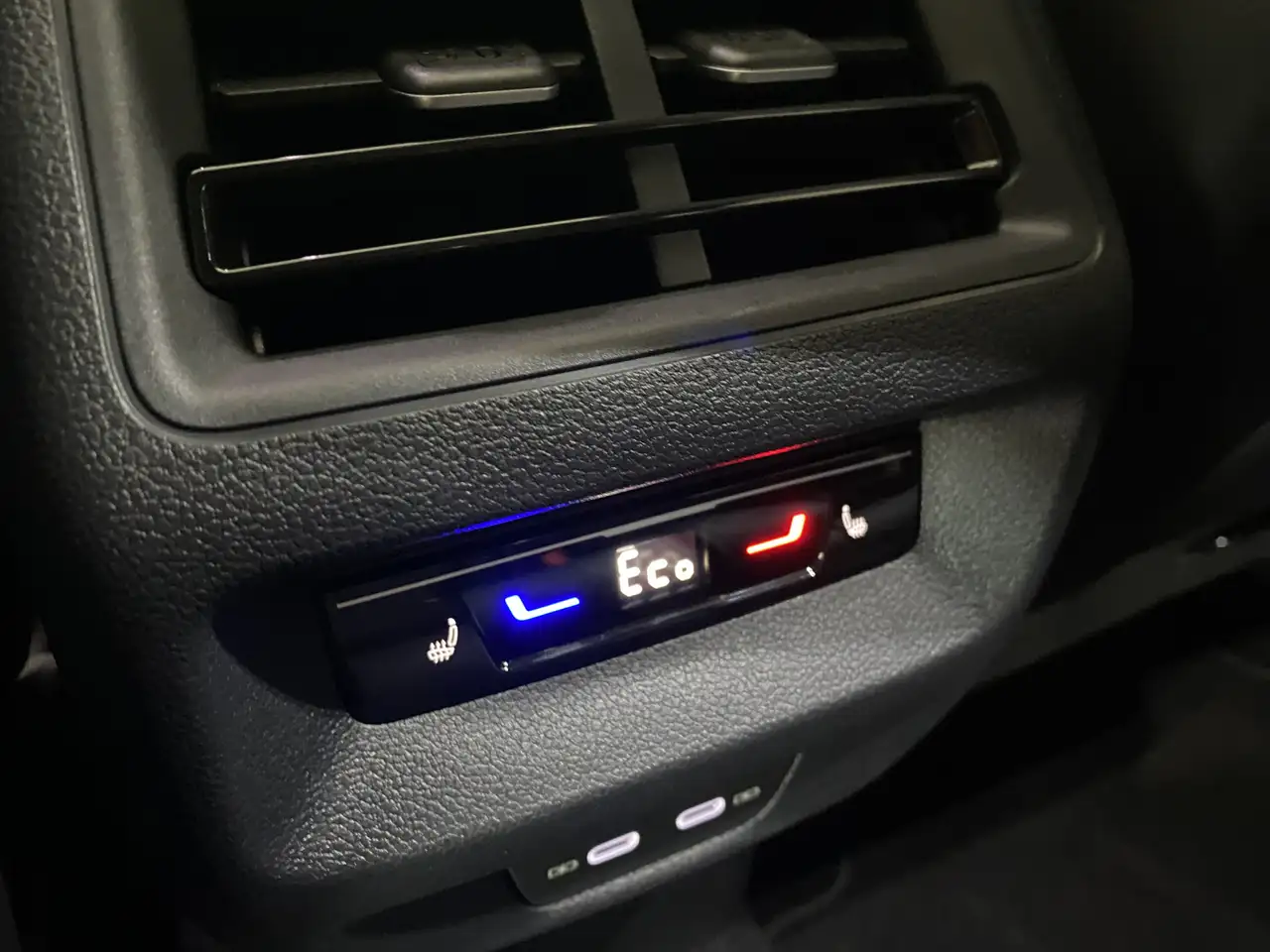 Volkswagen Tiguan 1.5 eHybrid R-Line Edition 272 PK Black-Style Pano, миниатюра 20