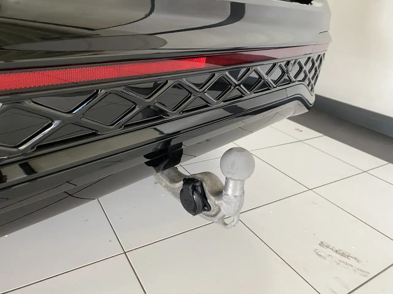 Volkswagen Tiguan 1.5 eHybrid R-Line Edition 272 PK Black-Style Pano, миниатюра 13