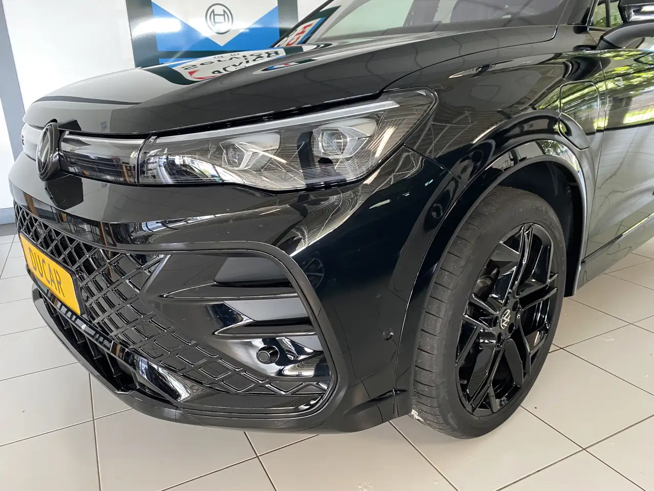 Volkswagen Tiguan 1.5 eHybrid R-Line Edition 272 PK Black-Style Pano, миниатюра 6