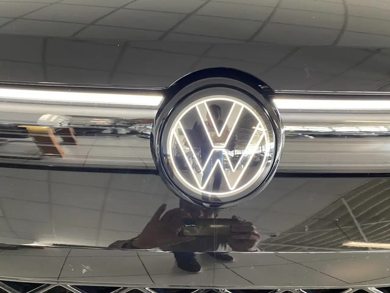 Volkswagen Tiguan 1.5 eHybrid R-Line Edition 272 PK Black-Style Pano, миниатюра 11