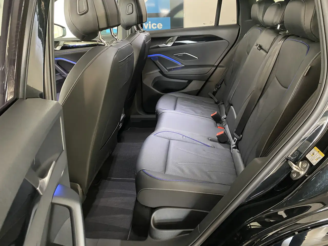 Volkswagen Tiguan 1.5 eHybrid R-Line Edition 272 PK Black-Style Pano, миниатюра 18