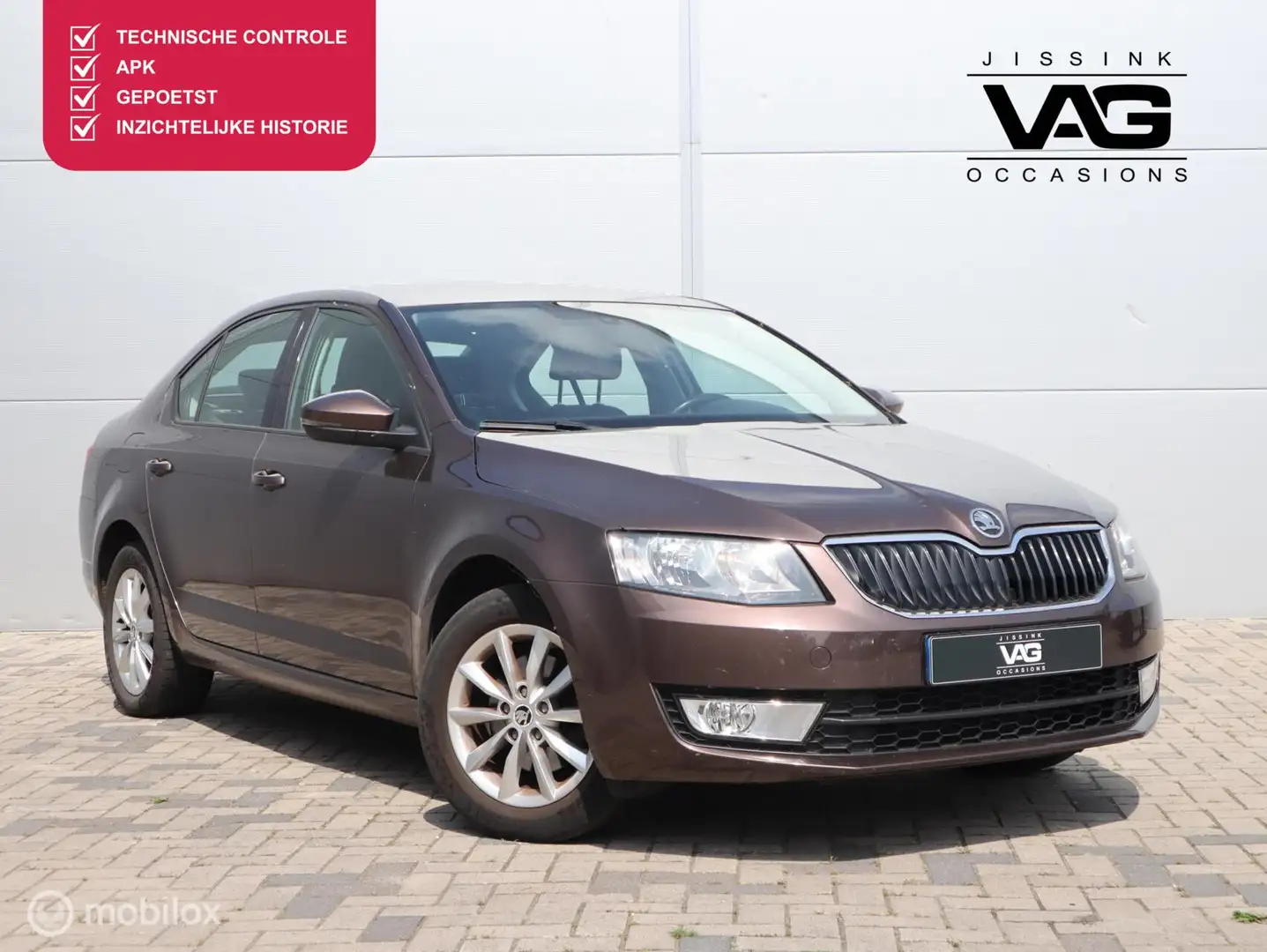 Skoda Octavia 1.6 TDI Trekhaak CLima Cruise Navi Uniek!a Bruin - 1
