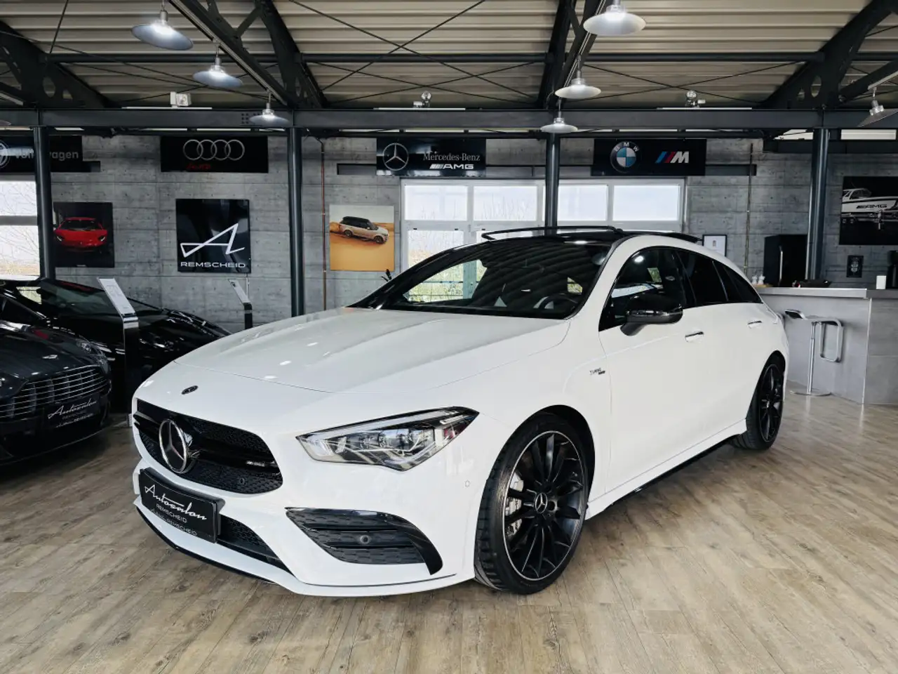 Mercedes-Benz CLA 35 AMG