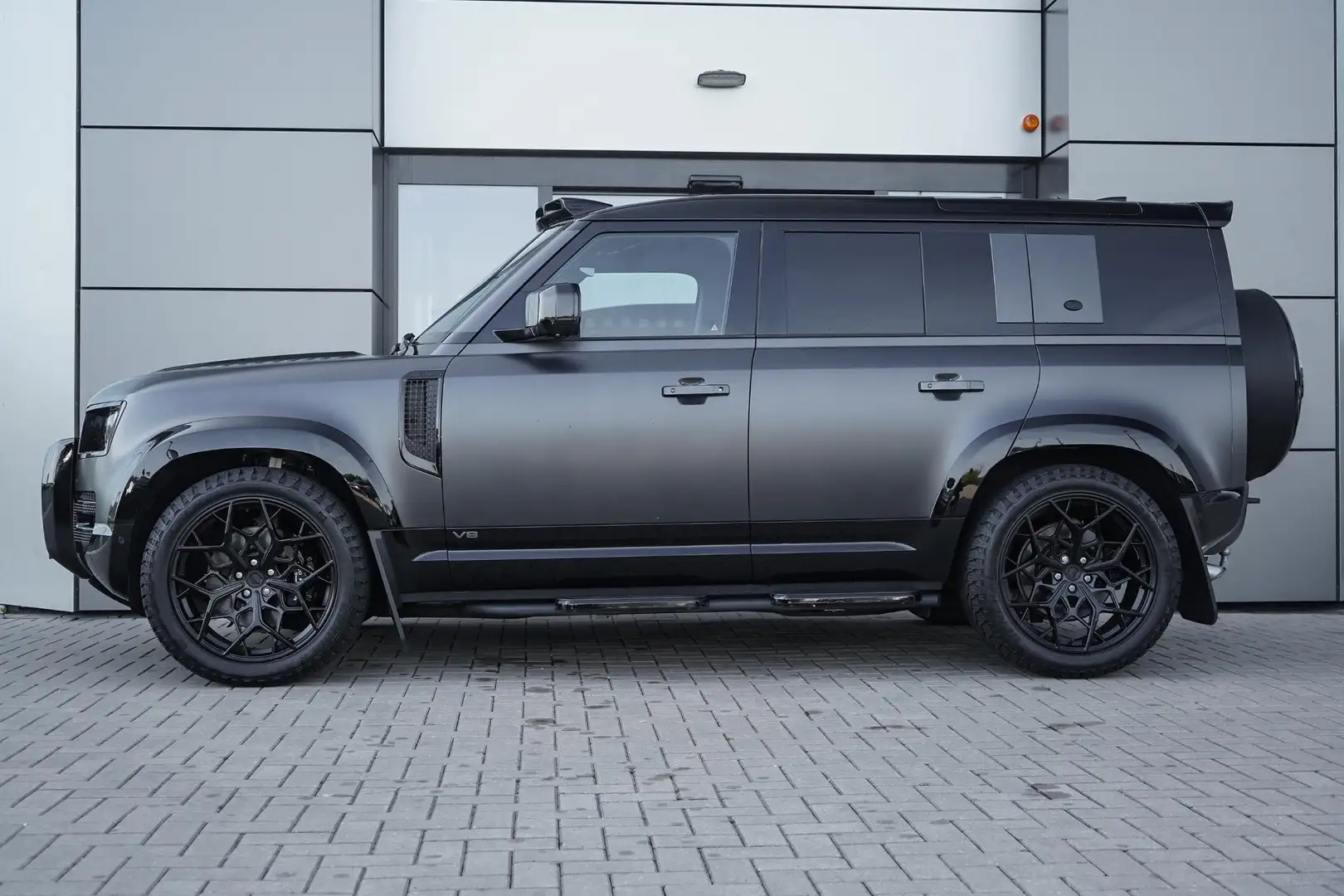 Land Rover Defender 5.0 P525 110 V8 Carpathian Edition Commercial - Fu - 2