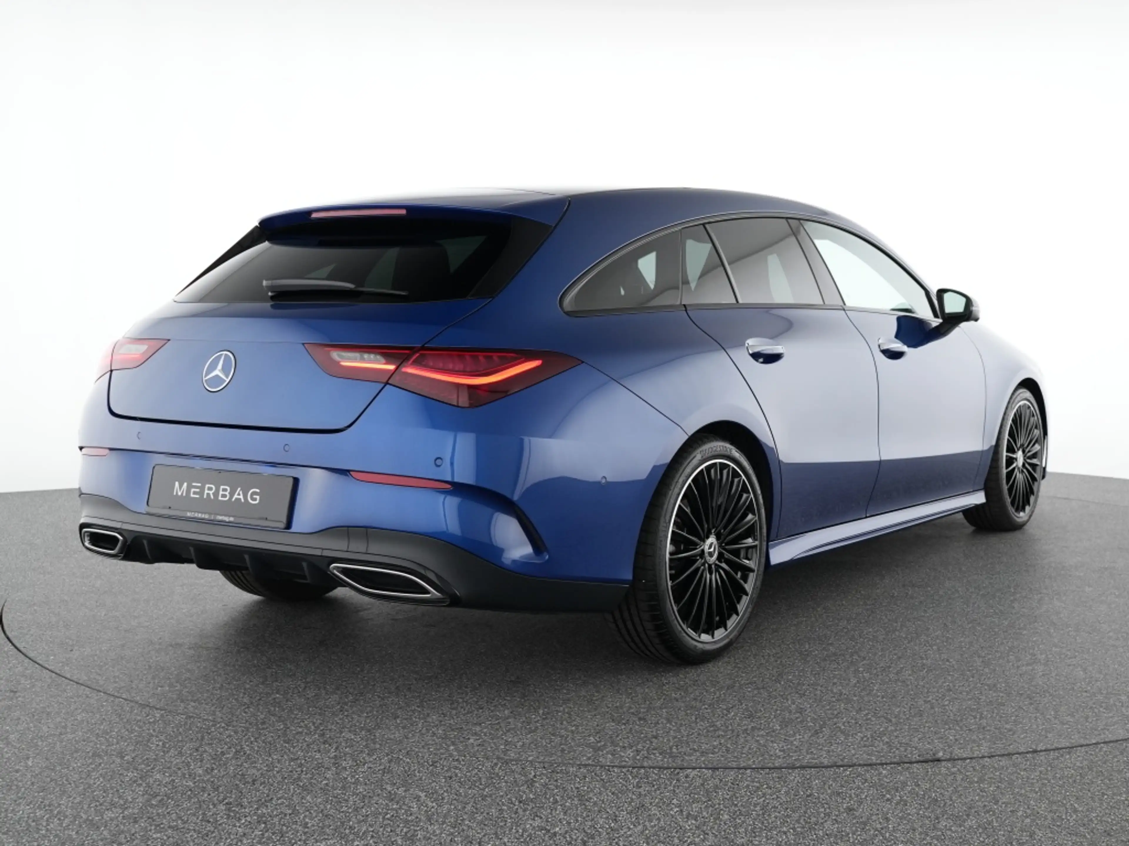 Mercedes-Benz CLA 200 SB AMG Premium Night Pano Multibeam 360° — photo 3